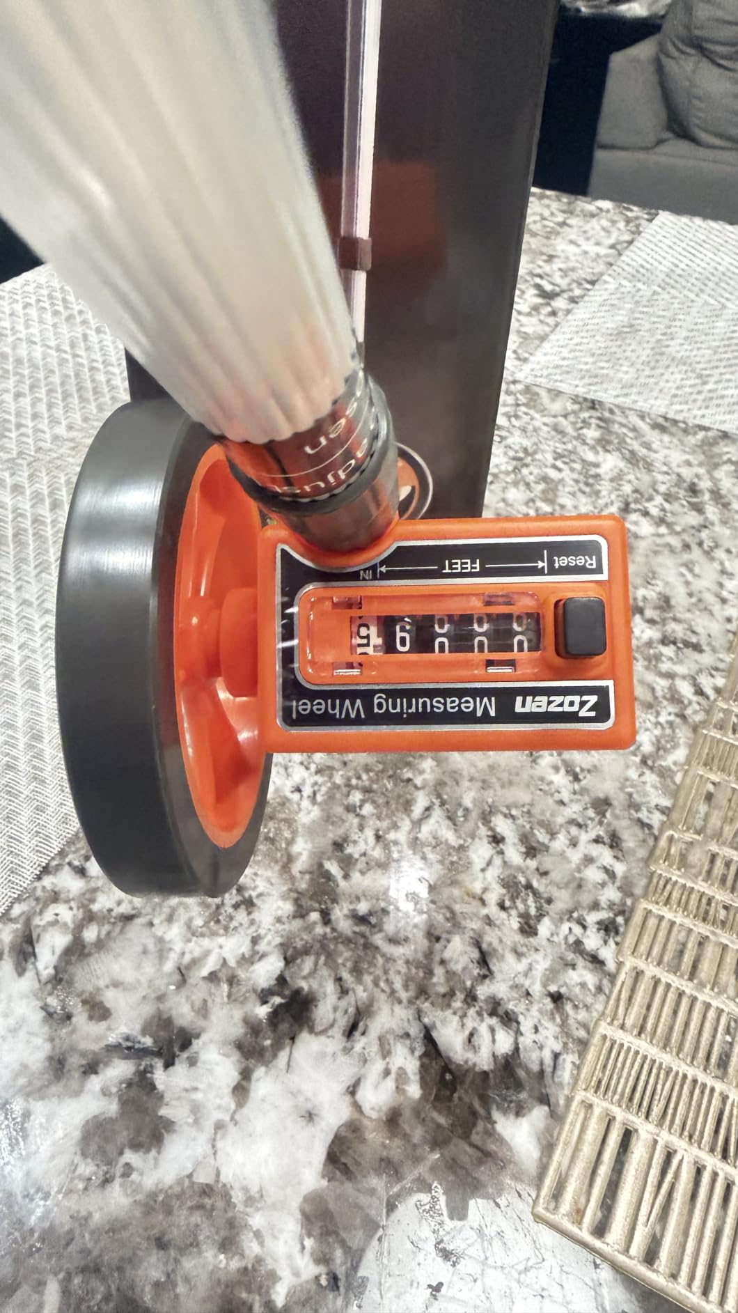 Zozen 4-Inch Measuring Wheel in Feet and Inches,Tape Measure Include,Orange | Telescopic Up to 40in, One-Key to Reset, Up To 9,999 Ft, Mechanical Distance Measure Wheel customer photo 1