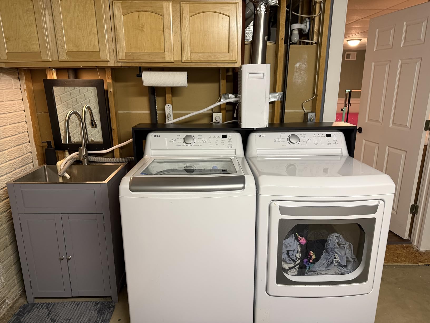 VINGLI 24-Inch Laundry Sink with Cabinet and Pull-Out Sprayer Faucet, Stainless Steel Utility Sink with Cabinet, White Cabinet with Sink for Laundry & Utility Room, Kitchen, Bathroom, Basement customer photo 1