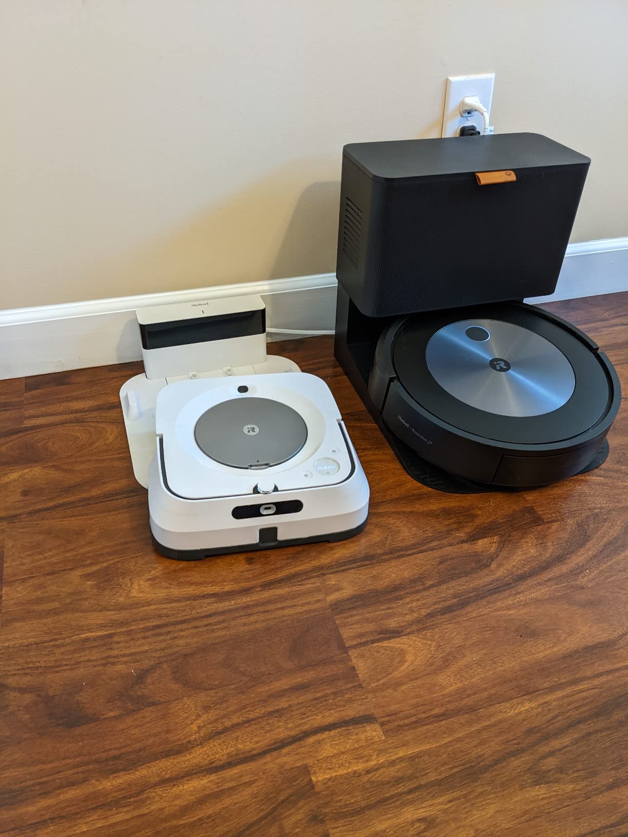 iRobot Braava Jet m6 (6012) Ultimate Robot Mop - Wi-Fi Connected, Precision Jet Spray, Smart Mapping, Works with Alexa, Ideal for Multiple Rooms, Recharges and Resumes customer photo 1