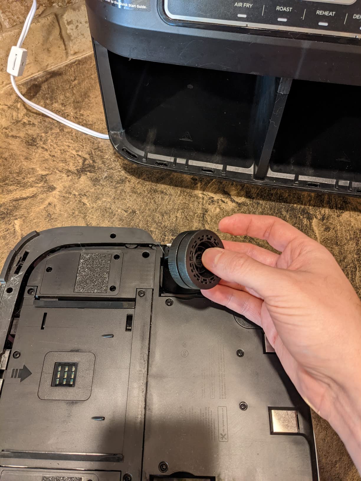 iRobot Braava Jet m6 (6012) Ultimate Robot Mop - Wi-Fi Connected, Precision Jet Spray, Smart Mapping, Works with Alexa, Ideal for Multiple Rooms, Recharges and Resumes customer photo 2