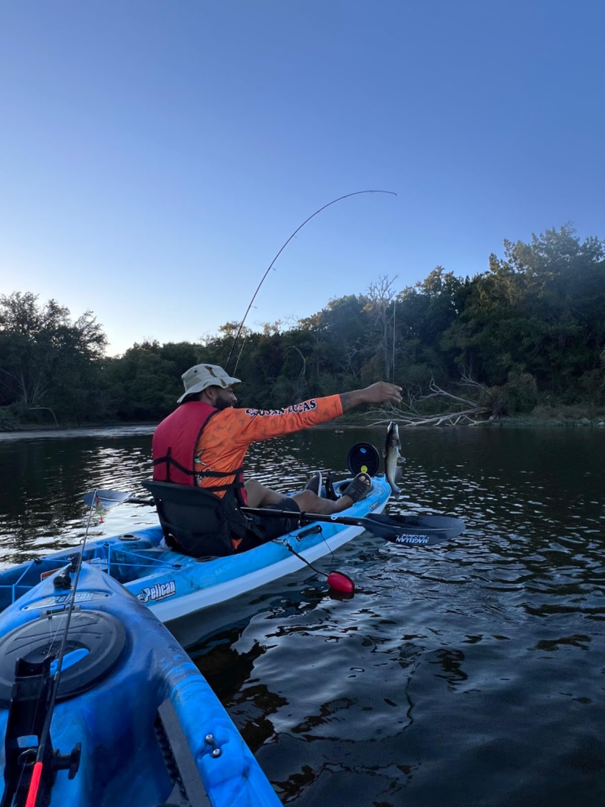 LUCKY Kayak Portable Fish Depth Finder Water Handheld Fish Finder Sonar Castable Kayak Boat Fishfinder Transducer Fishing LCD Display FFC1108 customer photo 1