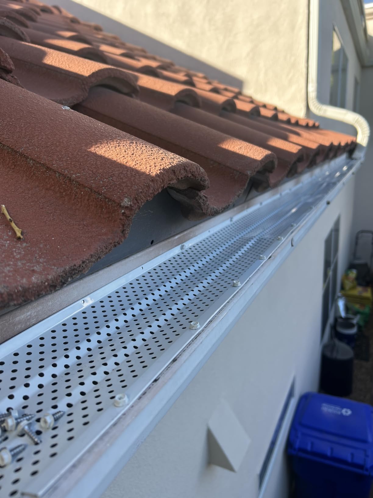 Standard Gutter Guards, 6 Inch, 200 FT, Aluminum, Mill Finish customer photo 1