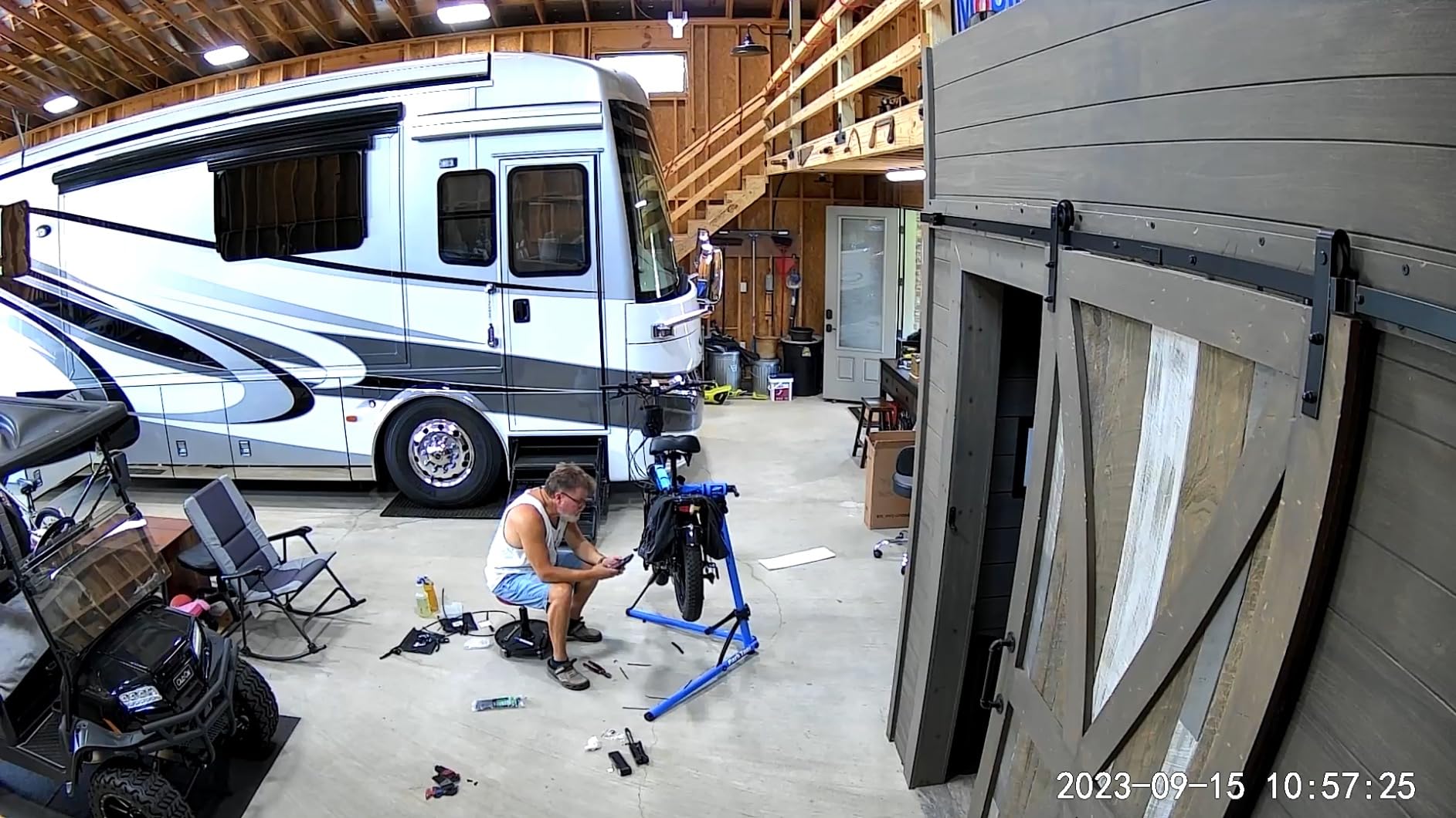Park Tool PCS-10.3 - Deluxe Home Mechanic Repair Stand customer photo 2