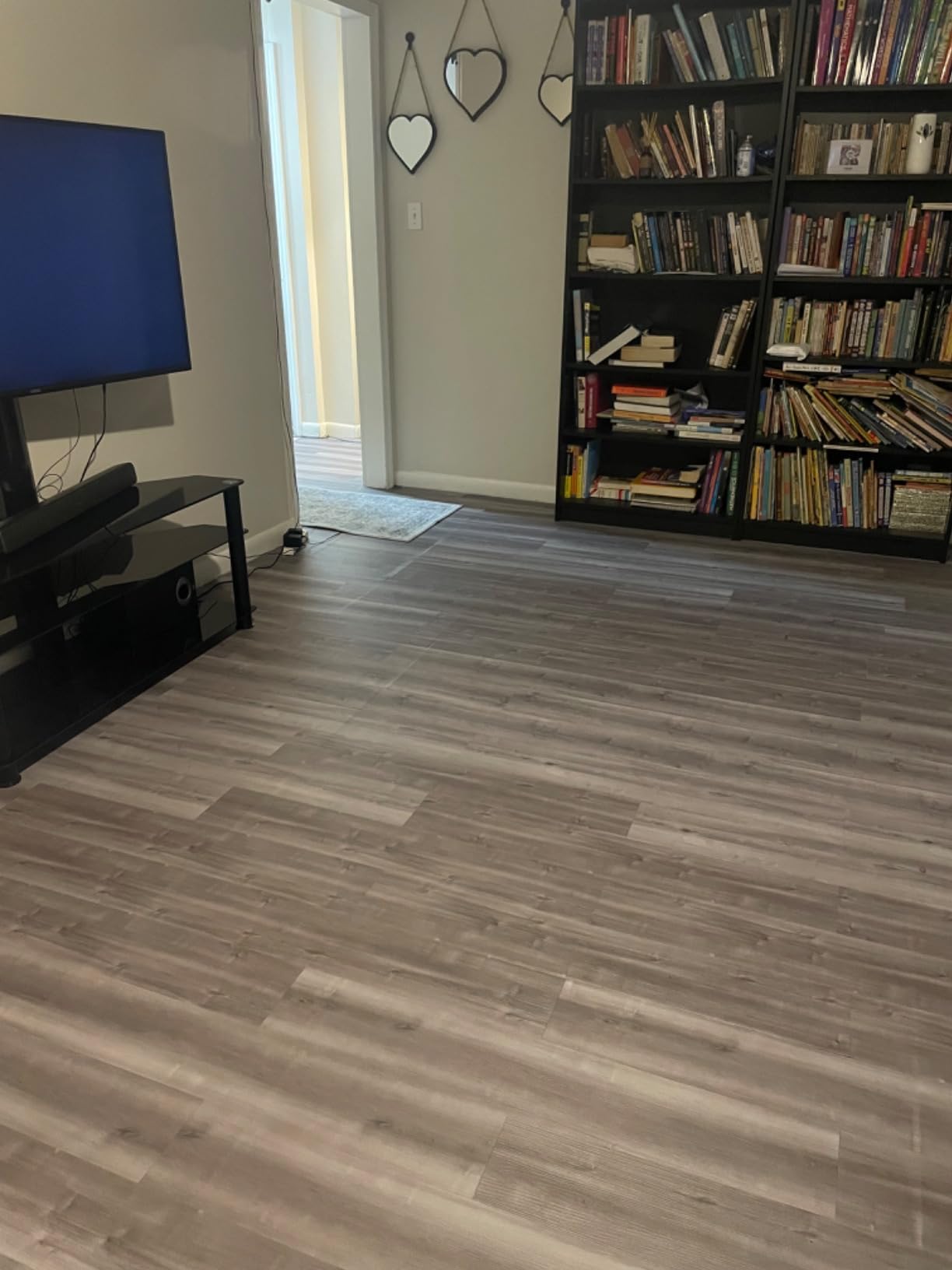 Peel and Stick Floor Tile, 10-Pack 15 Sq.Ft, Natural Grey Wood Grain Look customer photo 2
