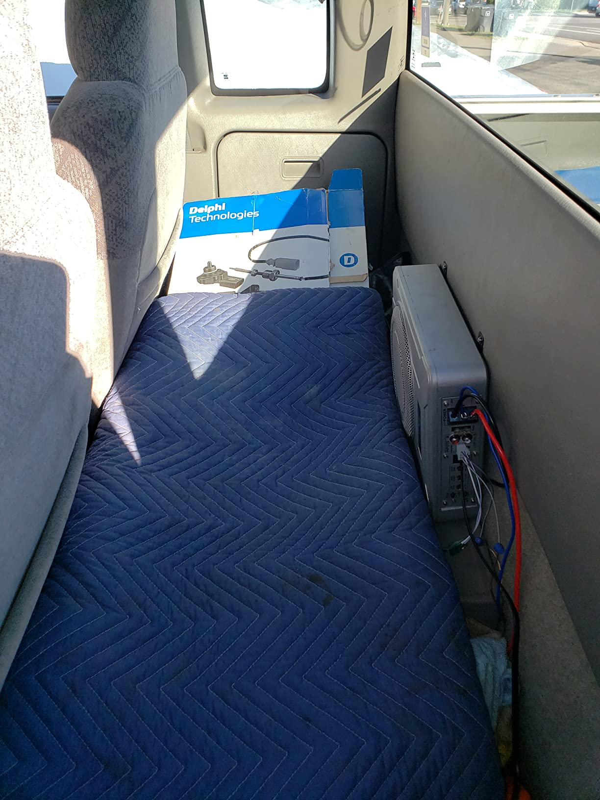 Pyle 8-Inch Low-Profile Amplified Subwoofer System - 600 Watt Compact Enclosed Active Underseat Car Audio Subwoofer with Built In Amp, Powered Car Subwoofer w/ Low & High Level Inputs - Pyle PLBX8A customer photo 2