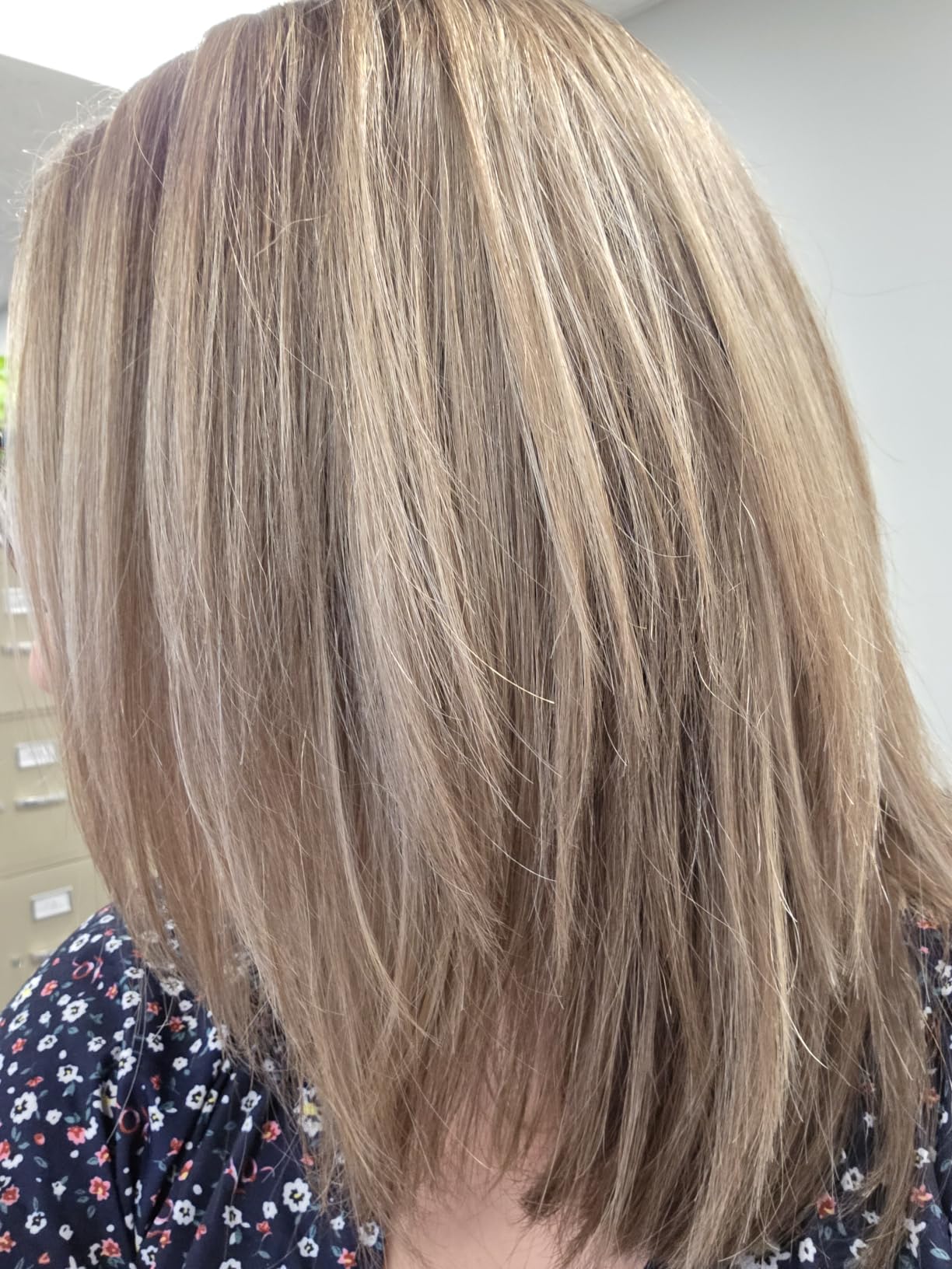 Remington Shine Therapy 1 Inch Hair Straightener, Argan Oil & Keratin | Keratin ceramic plates deliver smooth results; this flat iron reduces frizz for ideal hair styling. customer photo 1