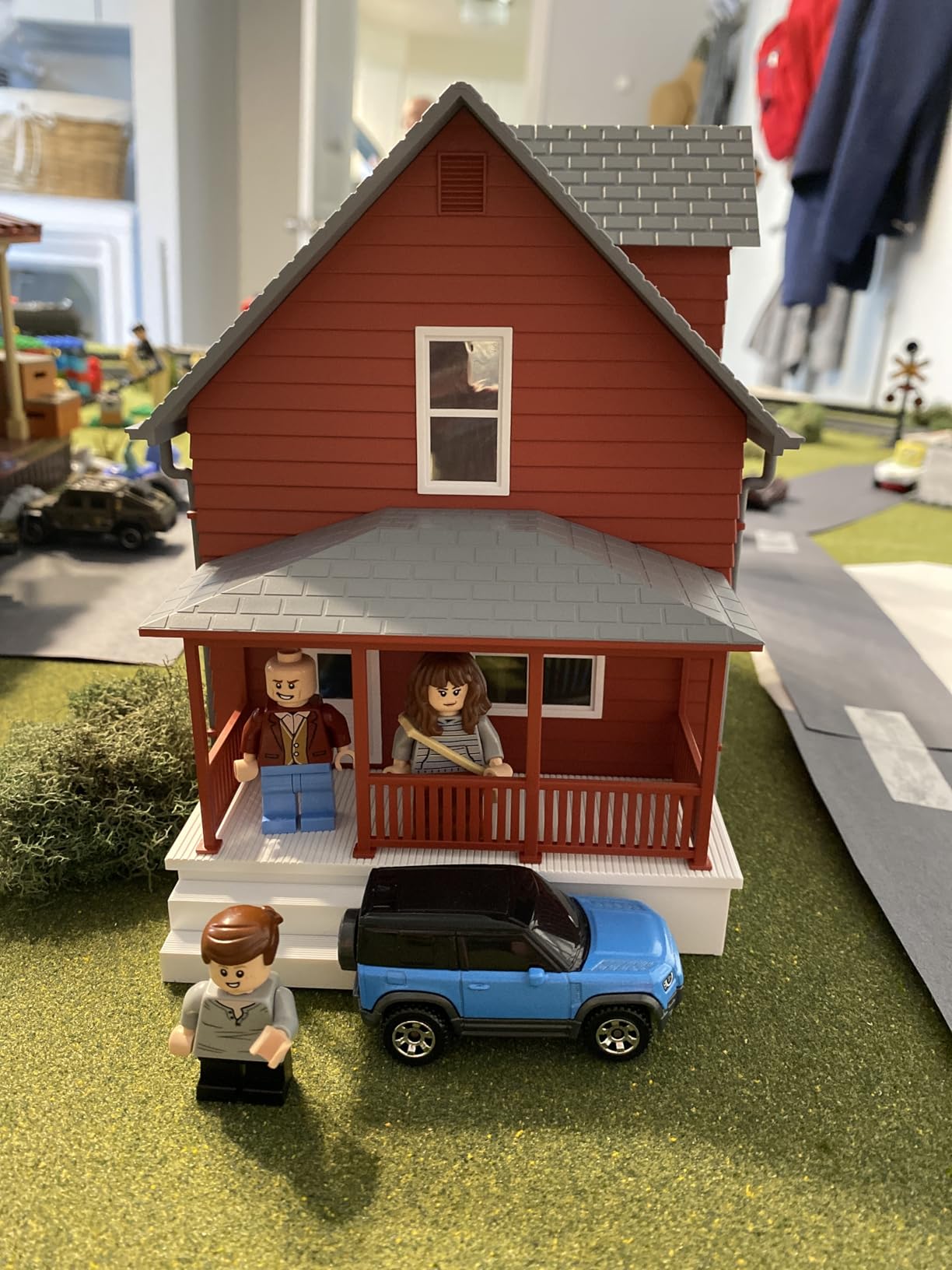 O Scale Christmas Village Model Building 1:50 Residential Modern House Assembled Architectural for Model Train Layout Diorama JZO01 (Yellow) customer photo 2