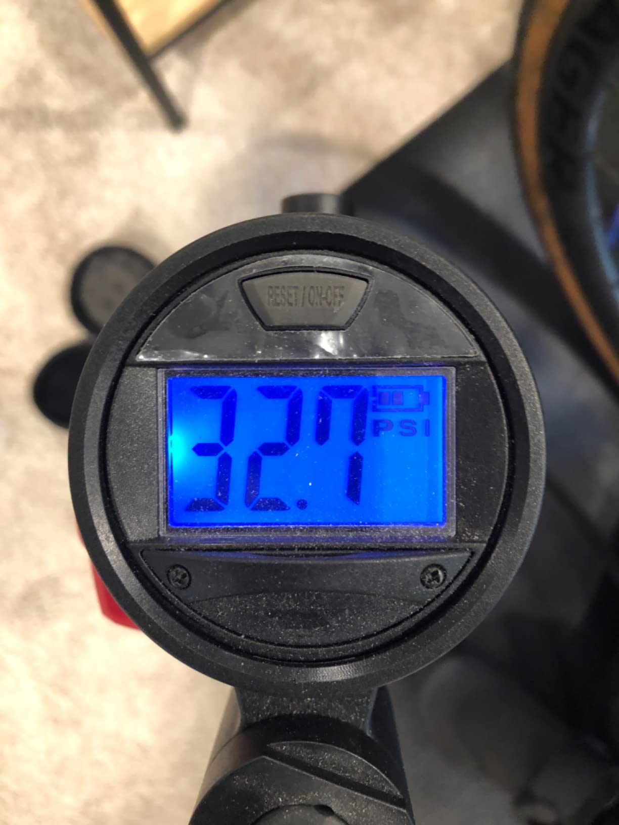 JACO MBX-60 Presta Tire Pressure Gauge for Bikes (Max 60 PSI) | MTB & XC Series customer photo 1