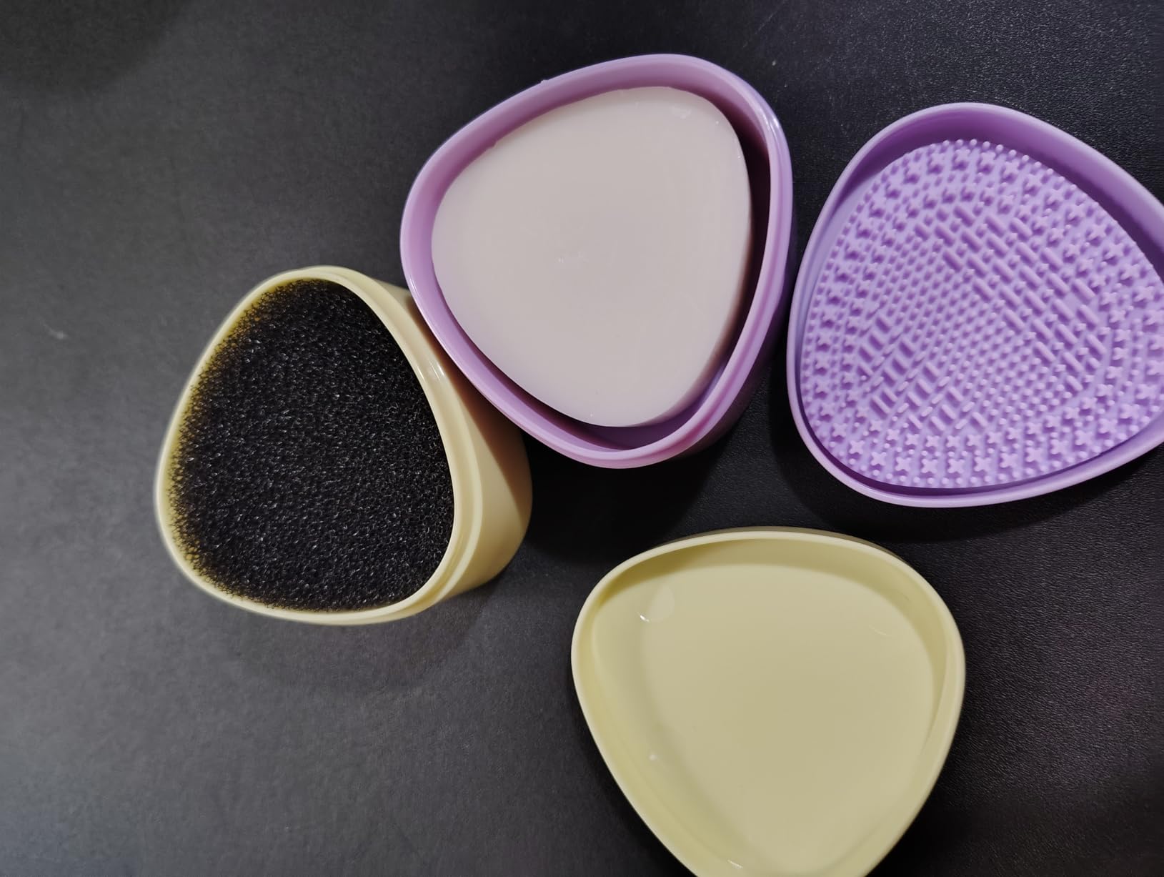 Docolor Makeup Brushes Cleaner Set Solid Soap Cleanser with Color Removal Sponge, Makeup Brush Cleaner Mat Brushes Shampoo for Cleaning Makeup Sponges, Brushes & Applicators Vegan (coconut oil) customer photo 1