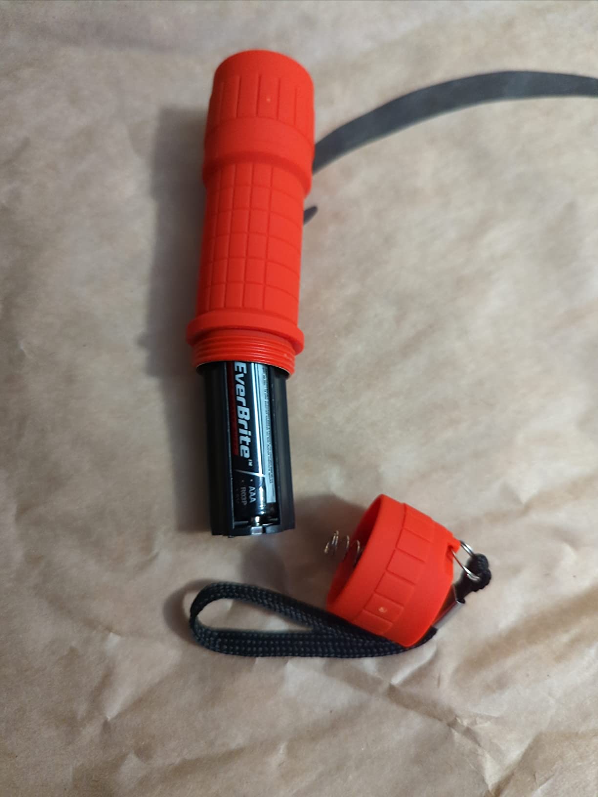 EverBrite Black Light Flashlight 6-Pack, 395nm for Currency Inspection | Mini, 395nm UV Light, 18 AAA Batteries Included, Counterfeit Checks, Fluorescent Detection, UV Gel Nails customer photo 2