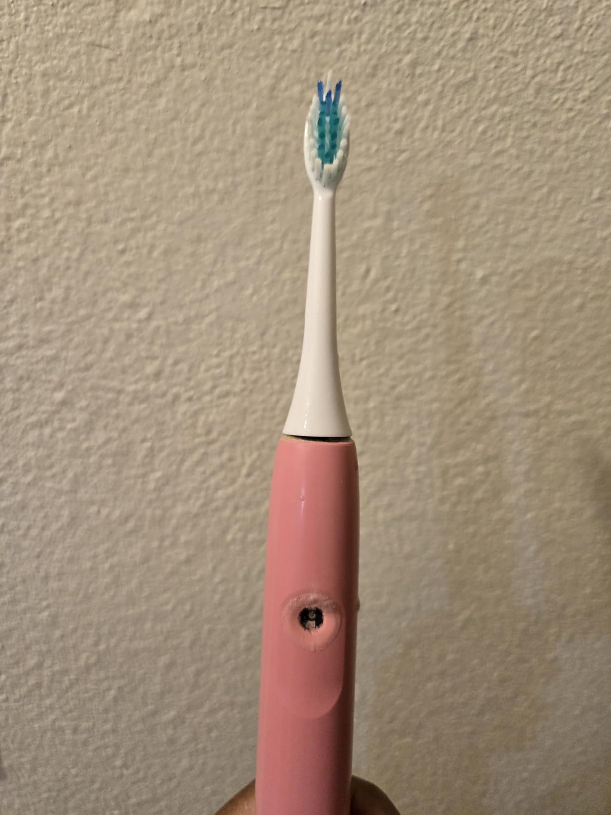 Philips Sonicare 4100 Rechargeable Electric Toothbrush, Deep Pink customer photo 1