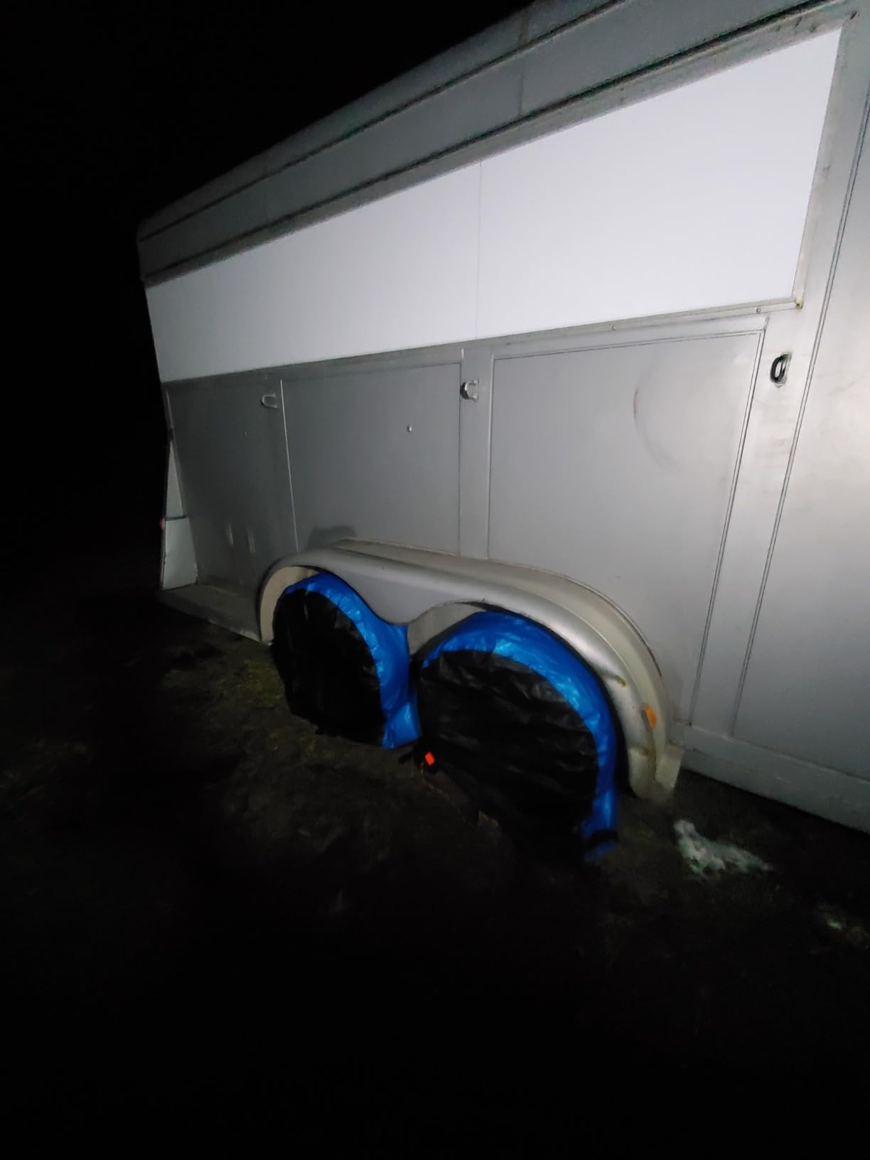 MORNYRAY Tire Covers 4 Pack,Waterproof Anti-UV Snow Sun Rain Tire Covers for RV,Truck, SUV, Trailer, Camper. customer photo 2
