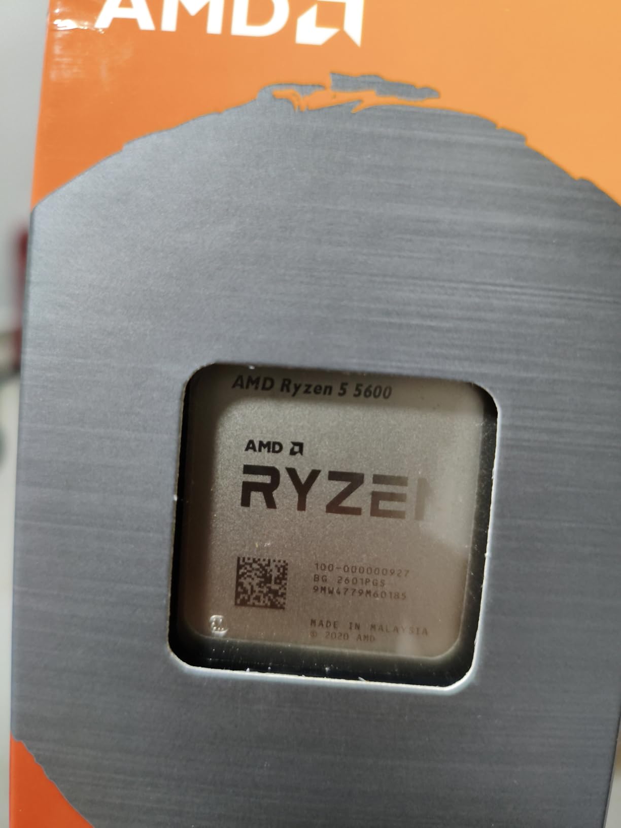AMD Ryzen 5 5600 6-Core, 12-Thread Unlocked Desktop Processor with Wraith Stealth Cooler customer photo 1