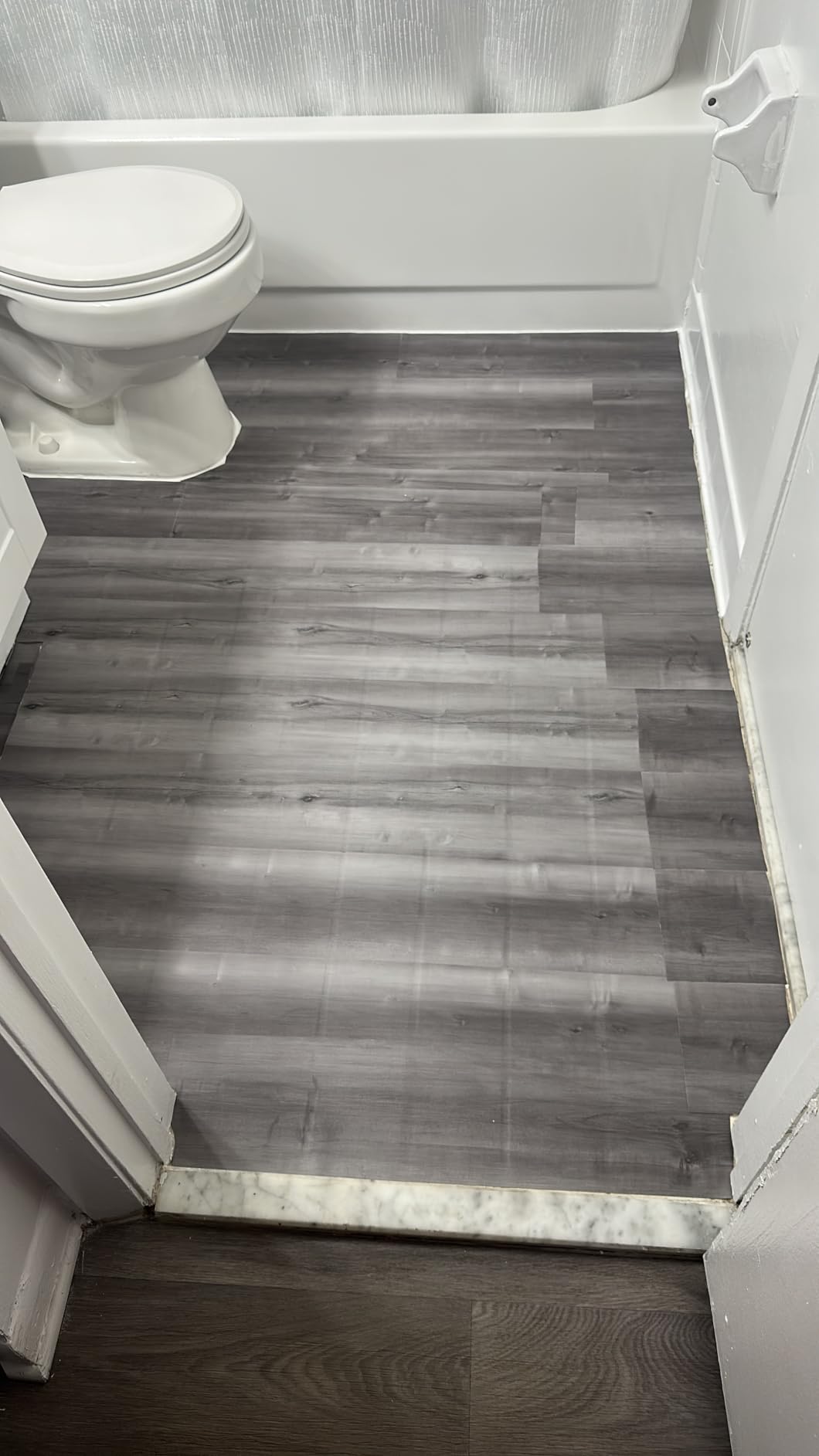 20-Pack 30 Sq.Ft Peel and Stick Floor Tile, Vinyl Plank Flooring customer photo 2