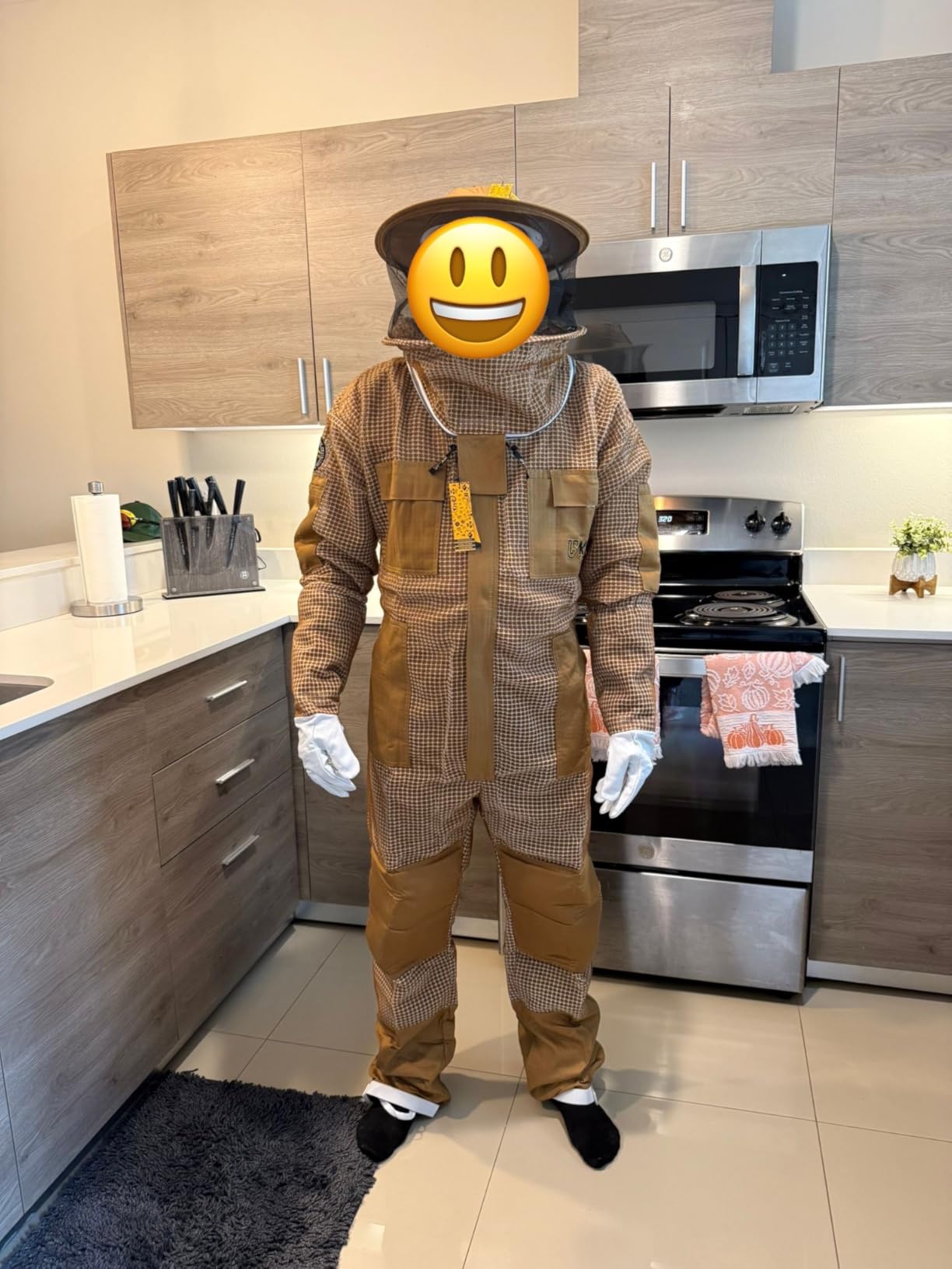 3-Layer Ultra Ventilated Sting Proof Bee Suit for Men & Women - Premium Beekeeping Suit with Bee Gloves & Two Detachable Beekeeping Veils (White L) customer photo 1