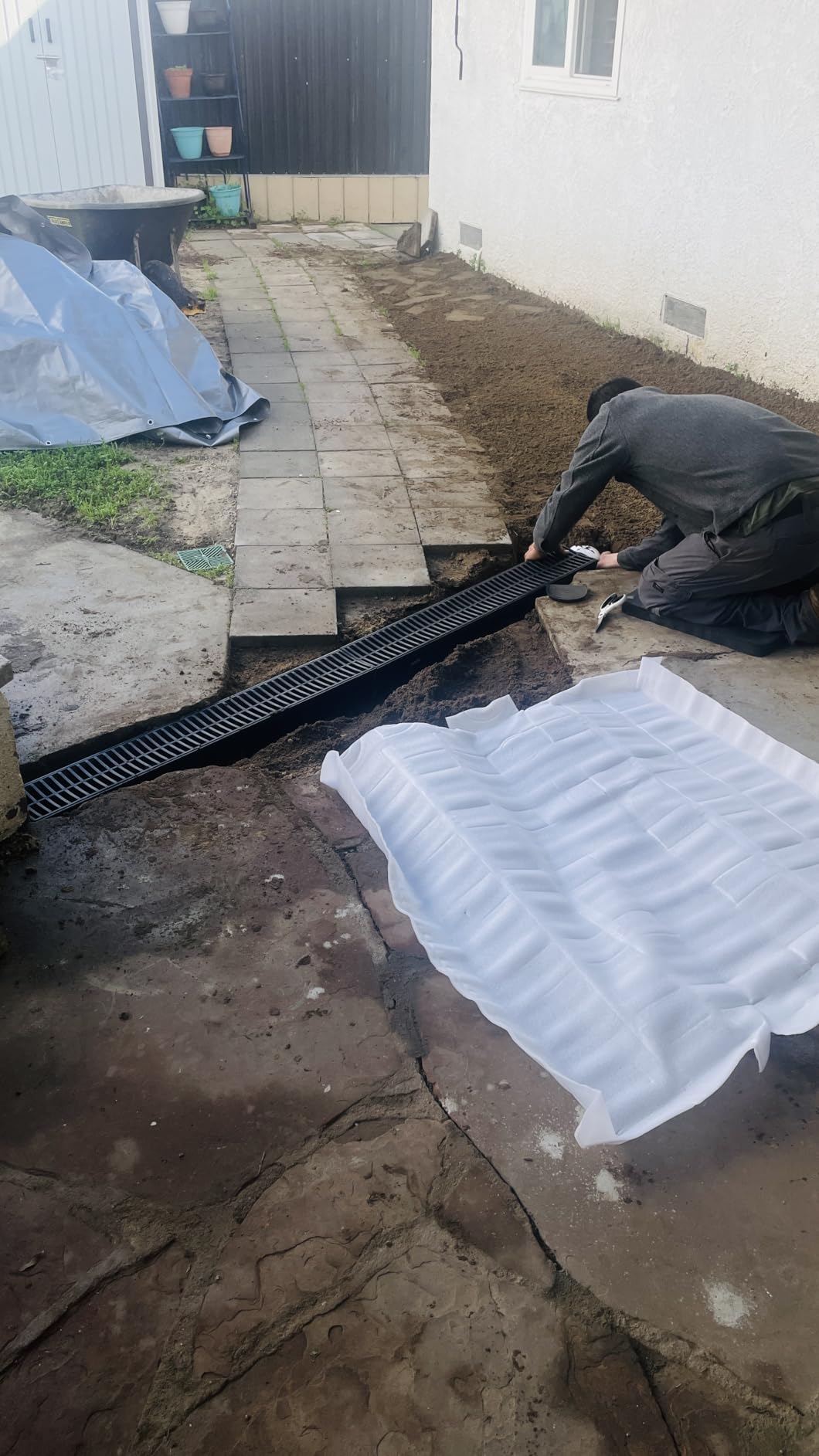 VEVOR Trench Drain System Channel Drain 5.9x5.1-Inch HDPE Drainage Trench customer photo 2