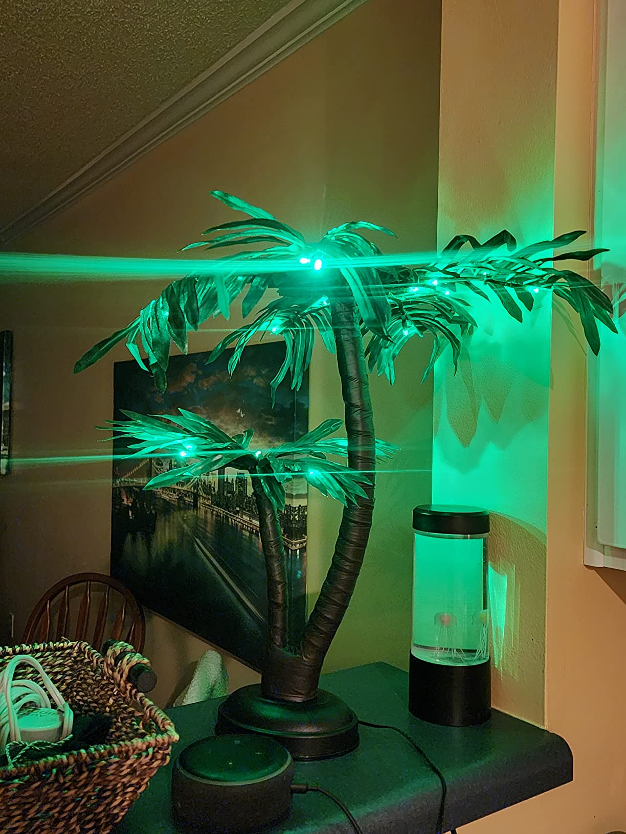LIGHTSHARE Gorgeous Artificial Lighted Solar Palm Tree 4FT&6FT Office Decor, 184LED for Outside Patio Home Party Garden Nativity customer photo 2