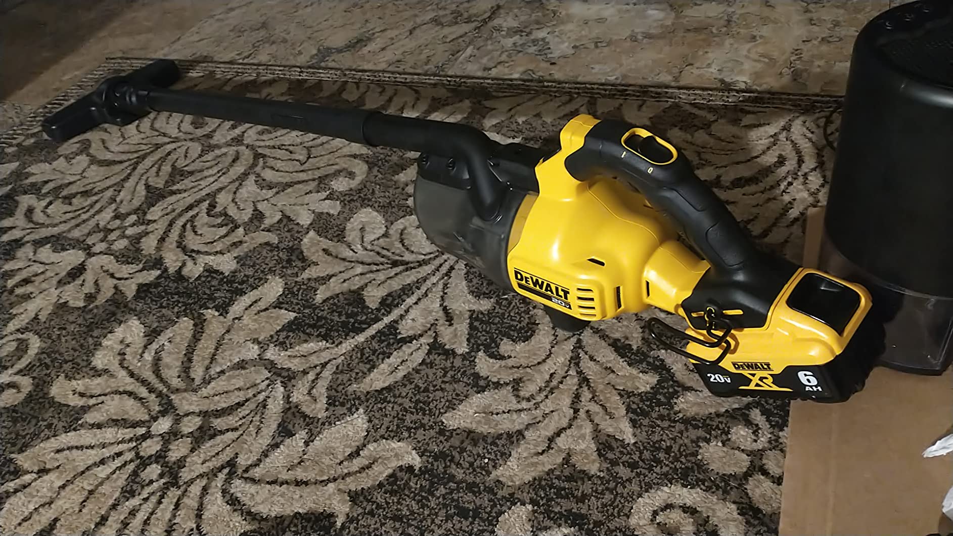 DEWALT 20V Handheld Vacuum Cordless, Car Vacuum with HEPA Filter, 6 Attachments and LED Light, High Performance Dry Only Small Shop Vac, Battery Not Included (DCV501HB) customer photo 1