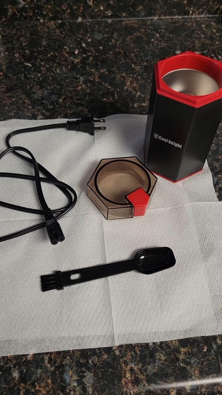 COOL KNIGHT Electric Pill Crusher, Suitable for Grind and Pulverize Multiple Pills, Small or Large Medication and Vitamin Tablets to Fine Powder customer photo 2