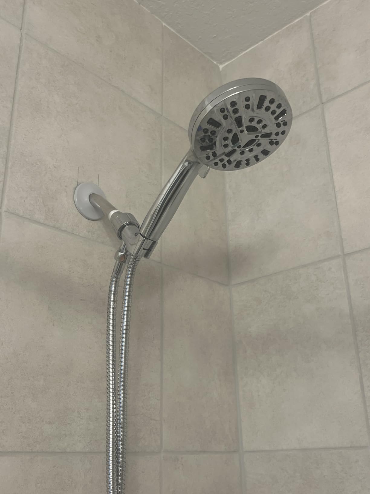 BESAQUO 9 Functions High Pressure Shower Head with Handheld,Built-in Pause Mode & Power Wash,Non-Clogging Nozzles,6ft Hose&Bracket customer photo 2