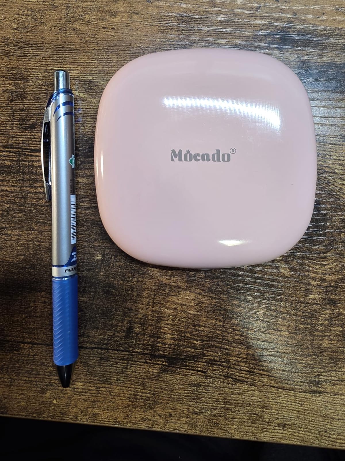 Mocado Compact LED Magnifying Travel Makeup-Mirror - 4 inches 1X/10X Magnification Small Hand Pocket Dimmable Double Sided USB Rechargeable Touch Screen, Portable Tabletop Cosmetic (White) customer photo 1