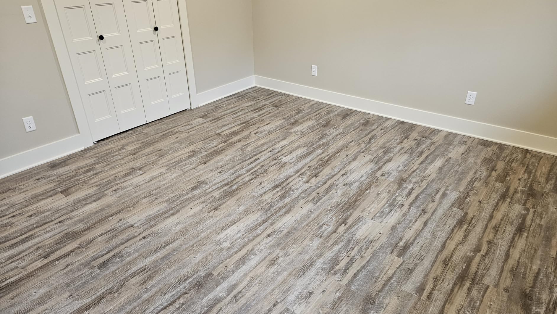 Art3d Wood Texture Peel and Stick Vinyl Floor Planks, 36-Pack, Old Wood customer photo 1