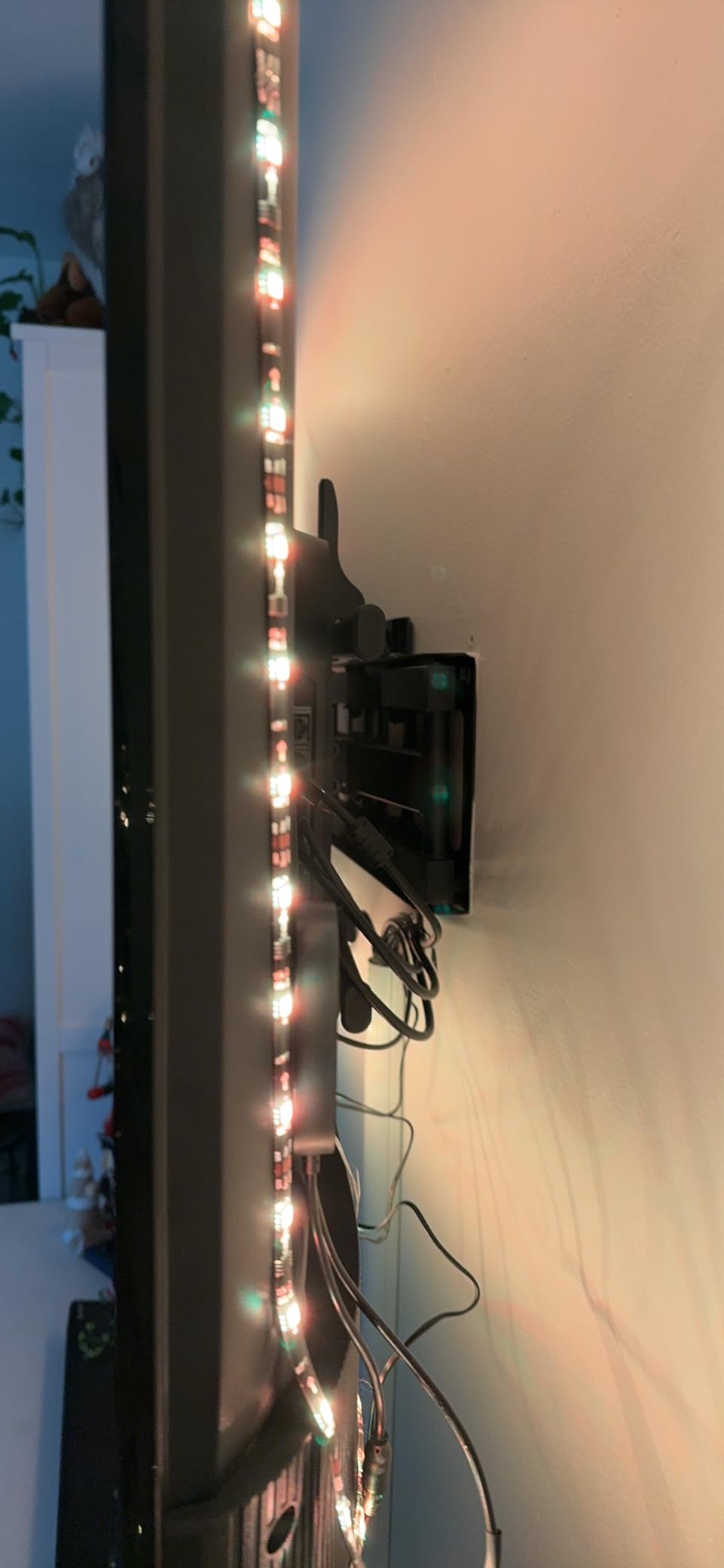 Govee TV LED Backlight, RGBIC Smart LED Strip Lights for 55-65 inch TVs | 99+ Scene Modes, Music Sync, Bluetooth and Wi-Fi APP Control, Works with Alexa & Google Assistant, Adapter, 12.5ft/114 LEDs customer photo 2