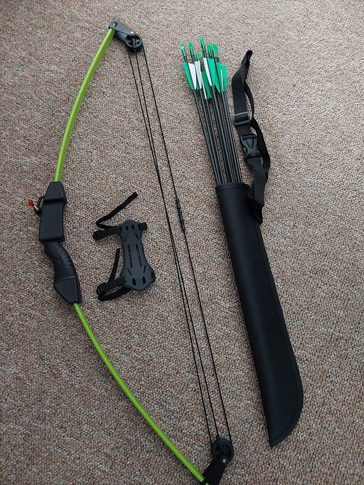 Compound Bow and Arrow Set for Youth & Teens, Beginner Archery Set with 15-18 LB Draw Weight, 8 Arrows, Target Paper & Arm Guard Outdoor Shooting Sports Equipment for Beginners customer photo 2