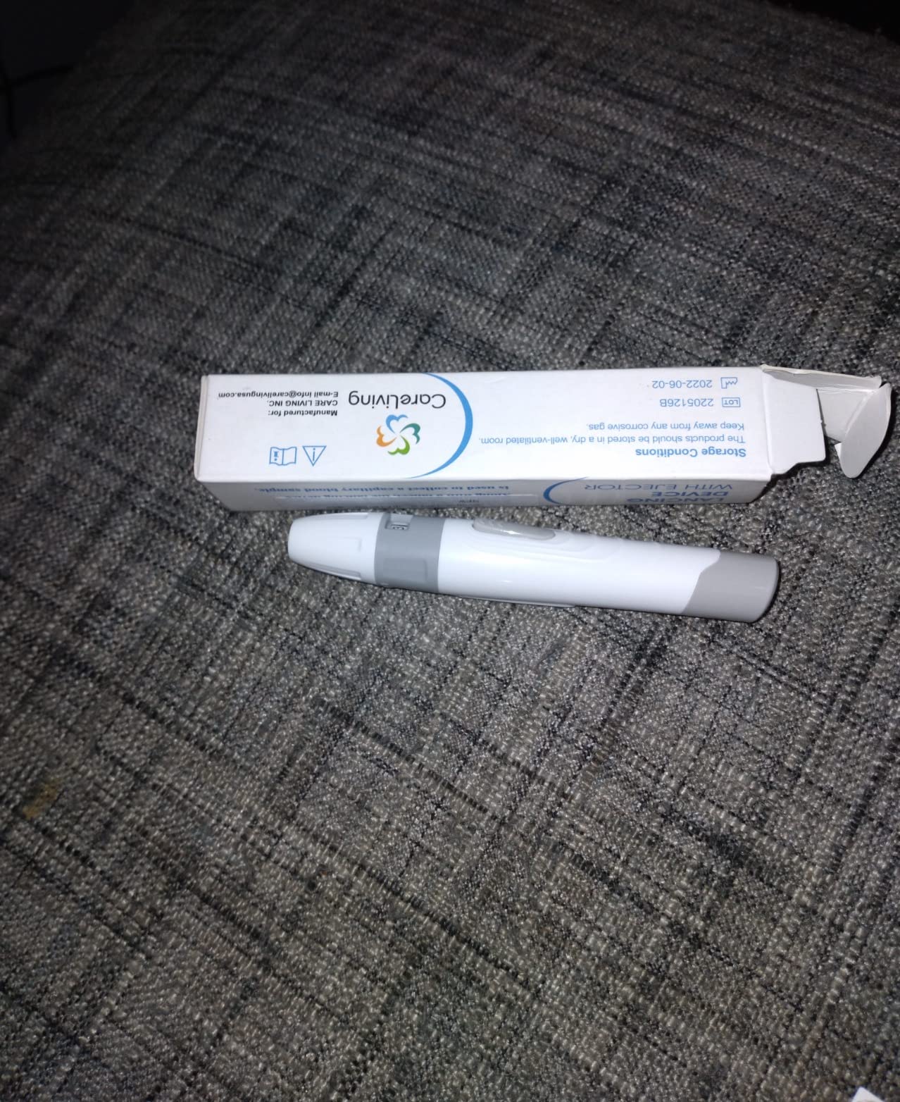 CareLiving Lancing Device for Diabetes Testing, Lancing Device Pen, 12 Adjustable Depth Settings for Minimizing Pain and Discomfort customer photo 2