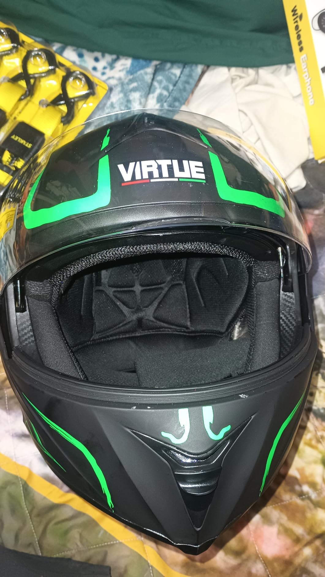 Bluetooth Modular Motorcycle Helmet, DOT Approved Flip Up Full Face Integrated Helmet, Double Visor Helmet Built-in Dual Speaker with Microphone, for Adults Men and Women XS~XL customer photo 2