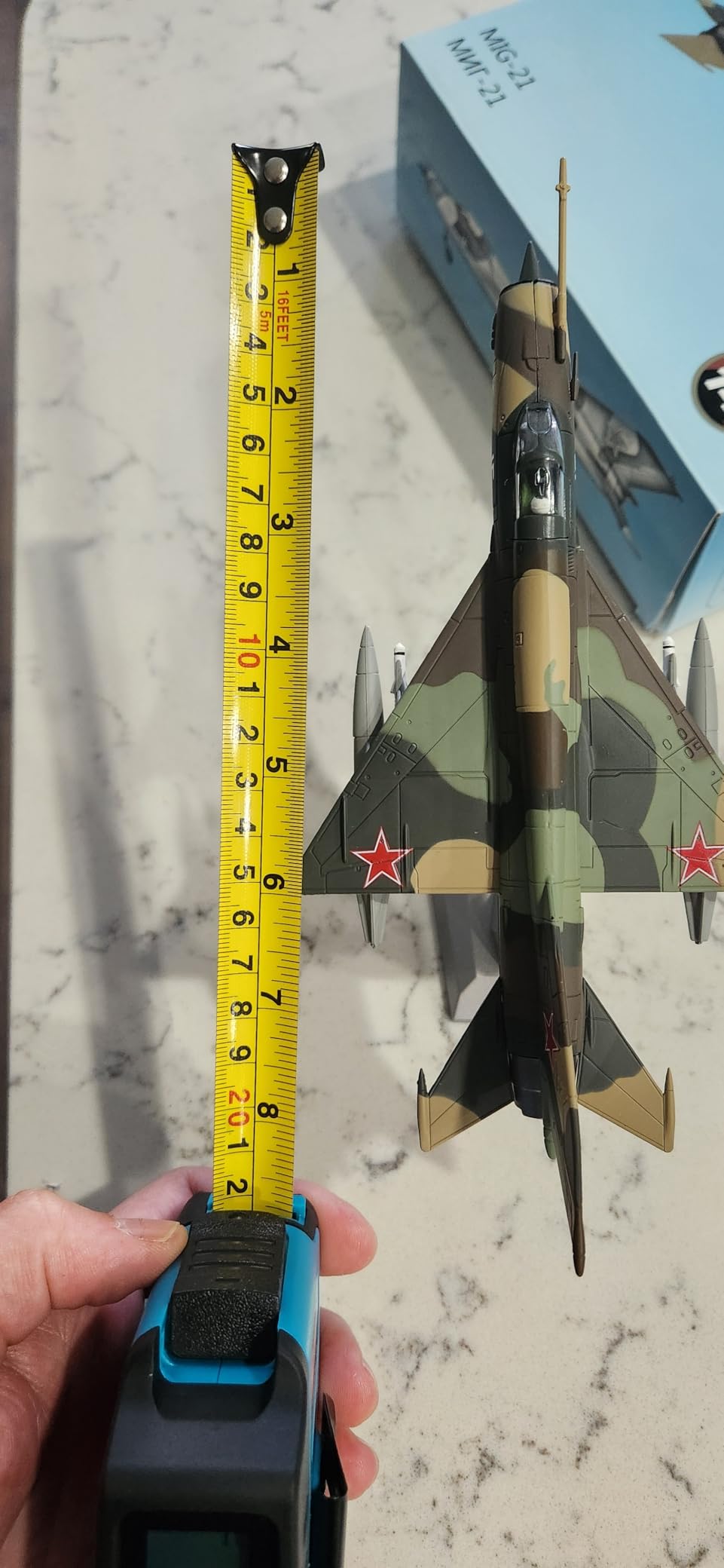 1/72 Scale MiG-21 Soviet Union Fighter Attack Model | Diecast Military Aircraft Model Display for Display Collection or Gift customer photo 1
