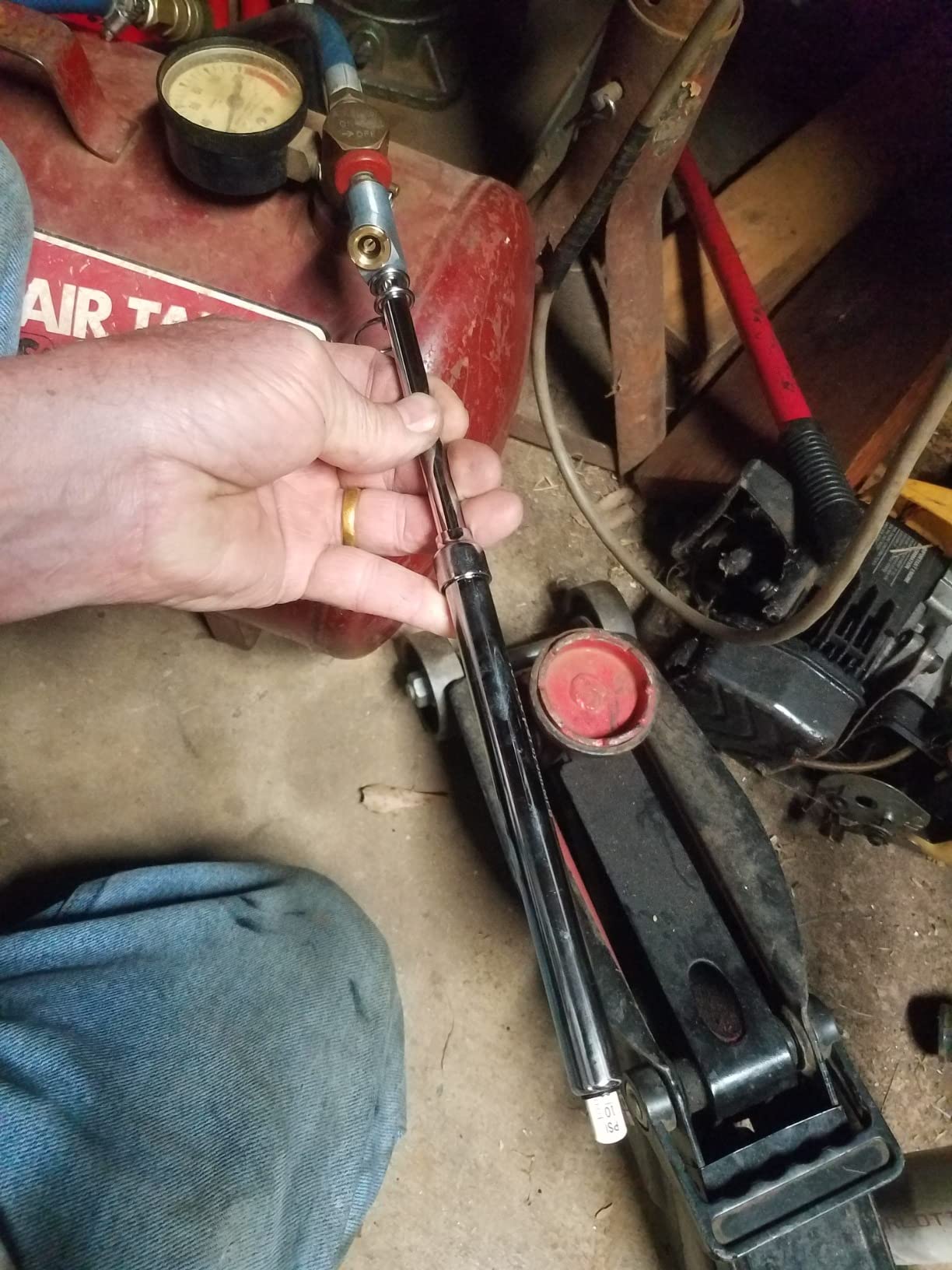 150 Psi Professional Semi Truck Tire Pressure Gauge and Dually Truck Air Gauges. Great for RV Tire Pressure, Cars, and Drivers with Bad Knees appreciate the Long Dual Head Chuck and Heavy Duty Design. customer photo 2
