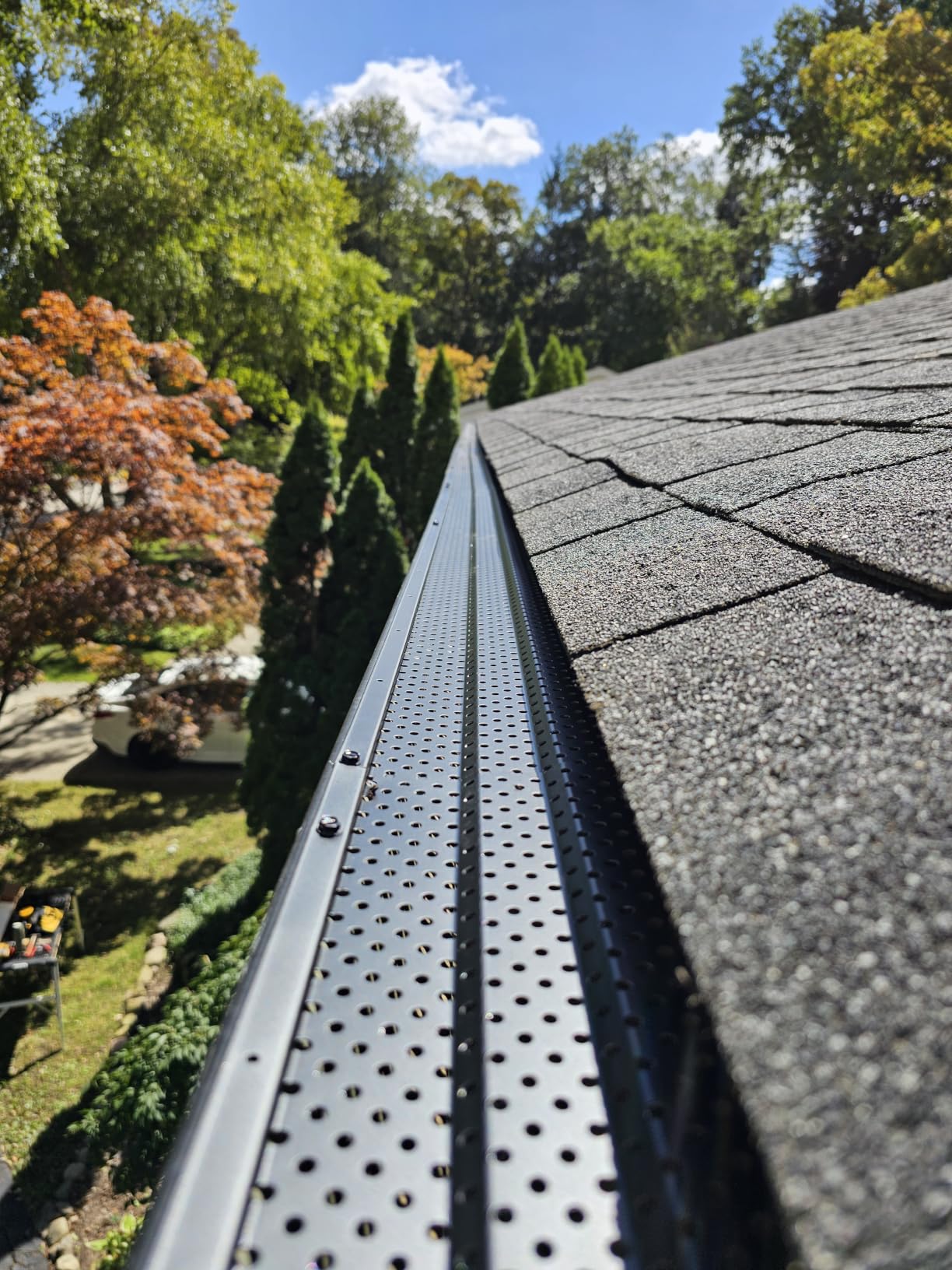 Standard Gutter Guards, 5 Inch, 200 FT, Aluminum, Black customer photo 2