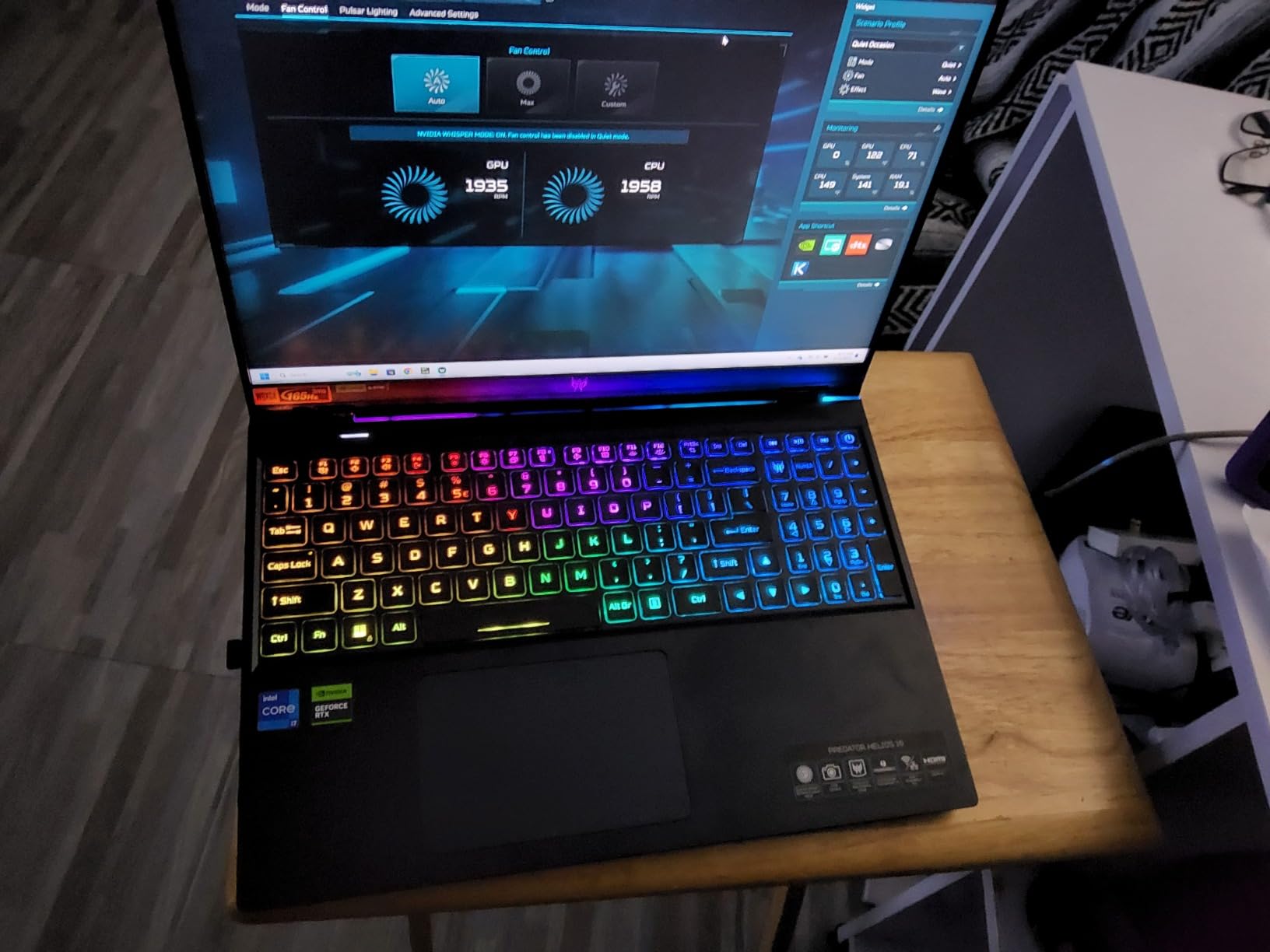 Acer Predator Helios 16 Gaming Laptop, 13th Gen Intel Core i7-13700HX, NVIDIA GeForce RTX 4060, 16