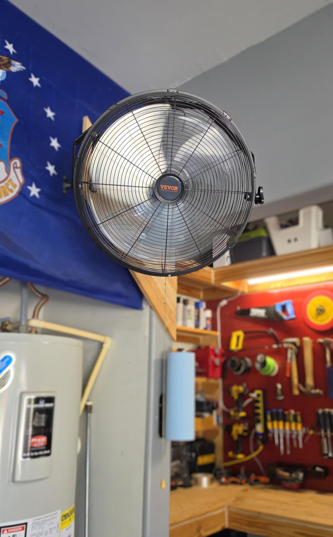 VEVOR 30 Inch Wall-Mount Misting Fan 3-speed IP44 Waterproof Oscillating | Max. 9500 CFM wall mounted fan for outdoor use, commercial, residential, greenhouse, workshop and patio, black, ETL listed customer photo 1