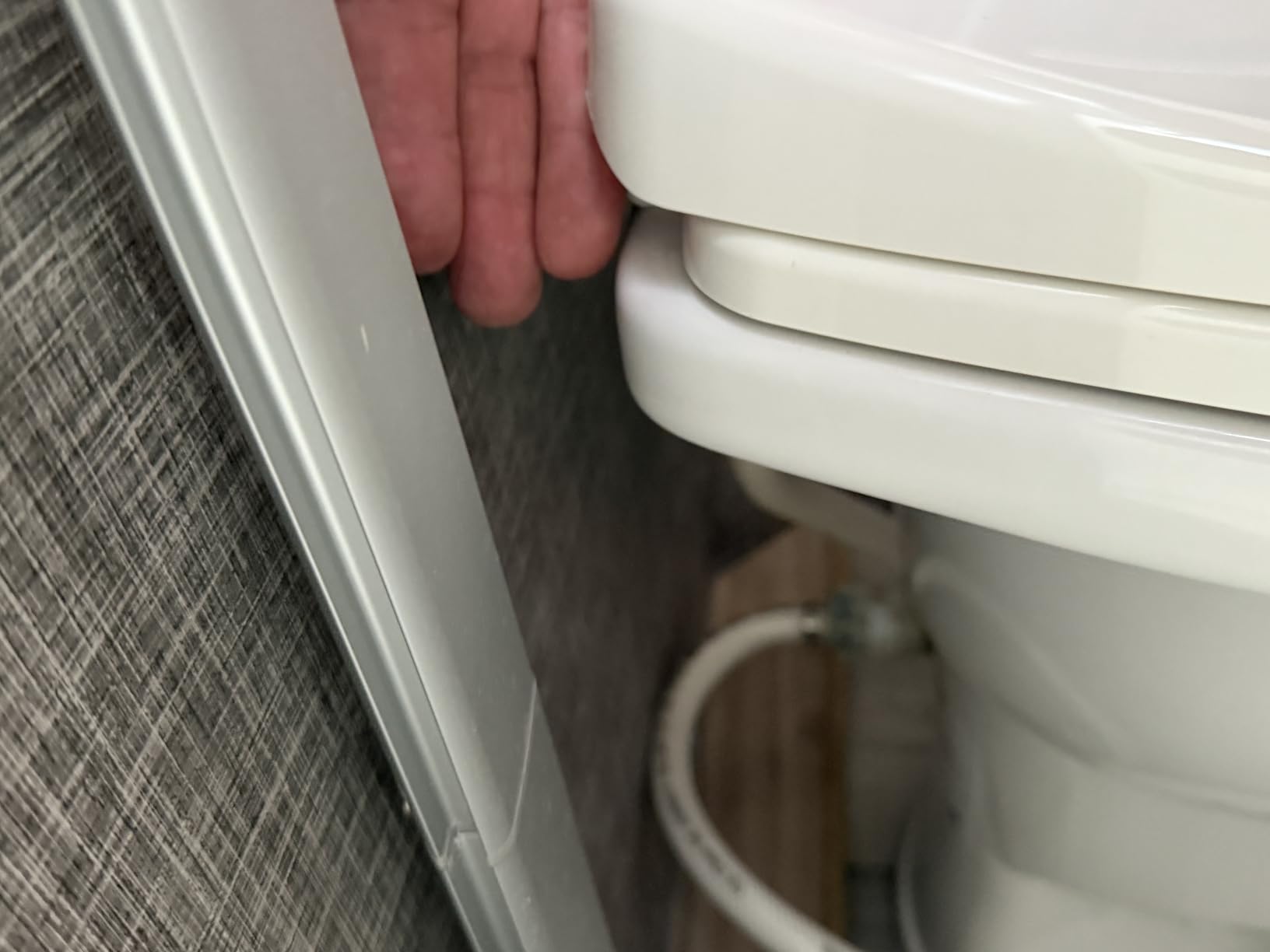 Dometic Model 410 Complete RV Toilet – Round Porcelain Bowl, Universal Fit & 2-Bolt Mount, 18