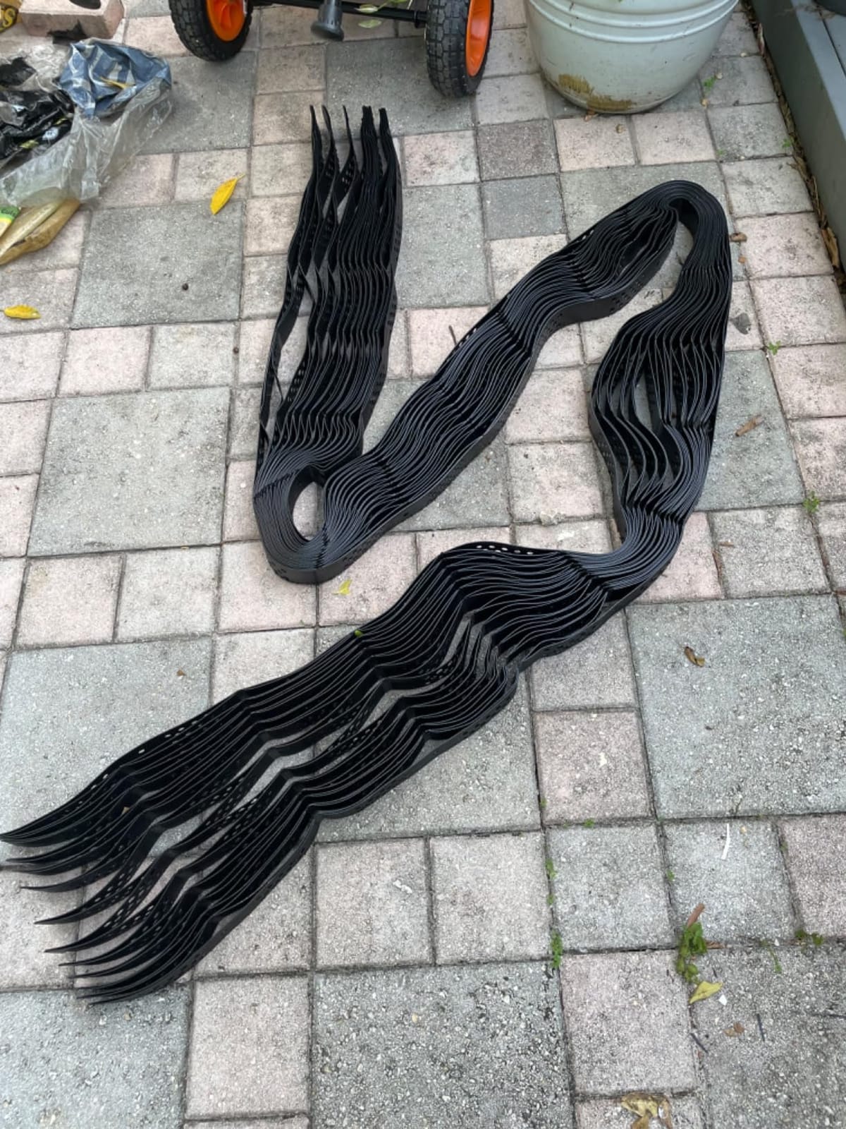 VIVOSUN 2'' Depth Ground Grid, 9x17 ft, High-Density HDPE Geo Cell | 1885 lbs per sq ft Load, Foldable & Tensile, Easy Installation with Gloves customer photo 1