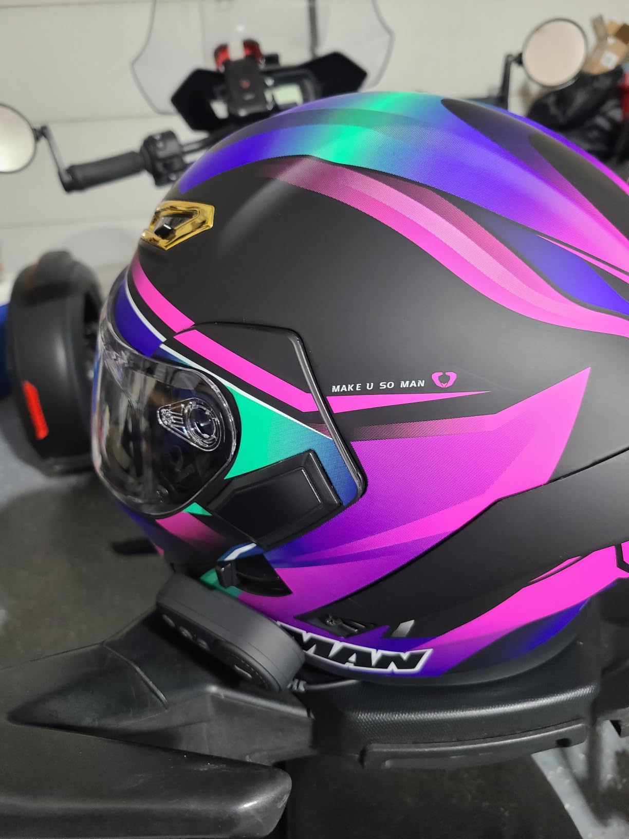 Bluetooth Modular Motorcycle Helmet with Tail DOT/ECE Approved Flip Up Front Helmets Dual Anti-Fog Visors Full Face Helmet Built-in Mp3 Integrated for Adults Men Women 55-64CM (Medium, Q) customer photo 1