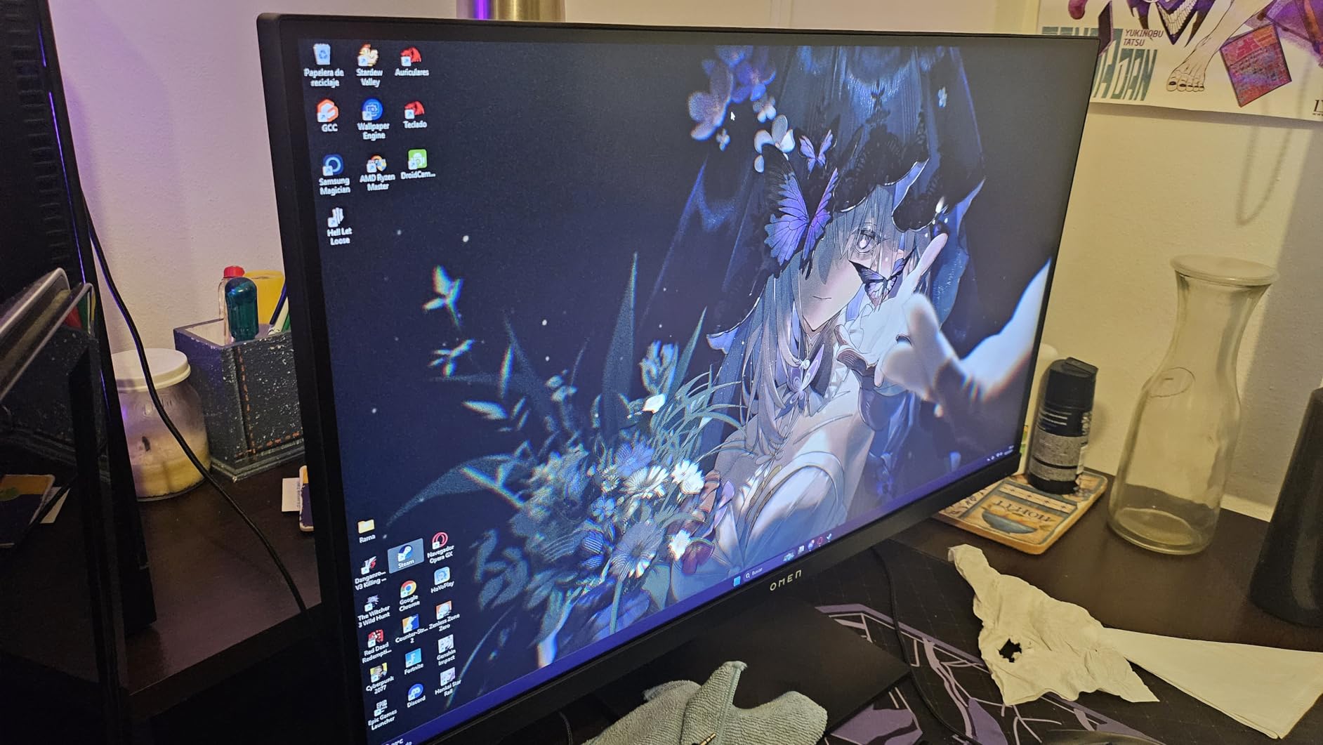 HP OMEN 27q QHD 165Hz Gaming Monitor, QHD Display (2560 x 1440), IPS Panel, 99% sRGB, 95% DCI-P3, 16:9, AMD FreeSync Premium Technology, 27q (2023) customer photo 2