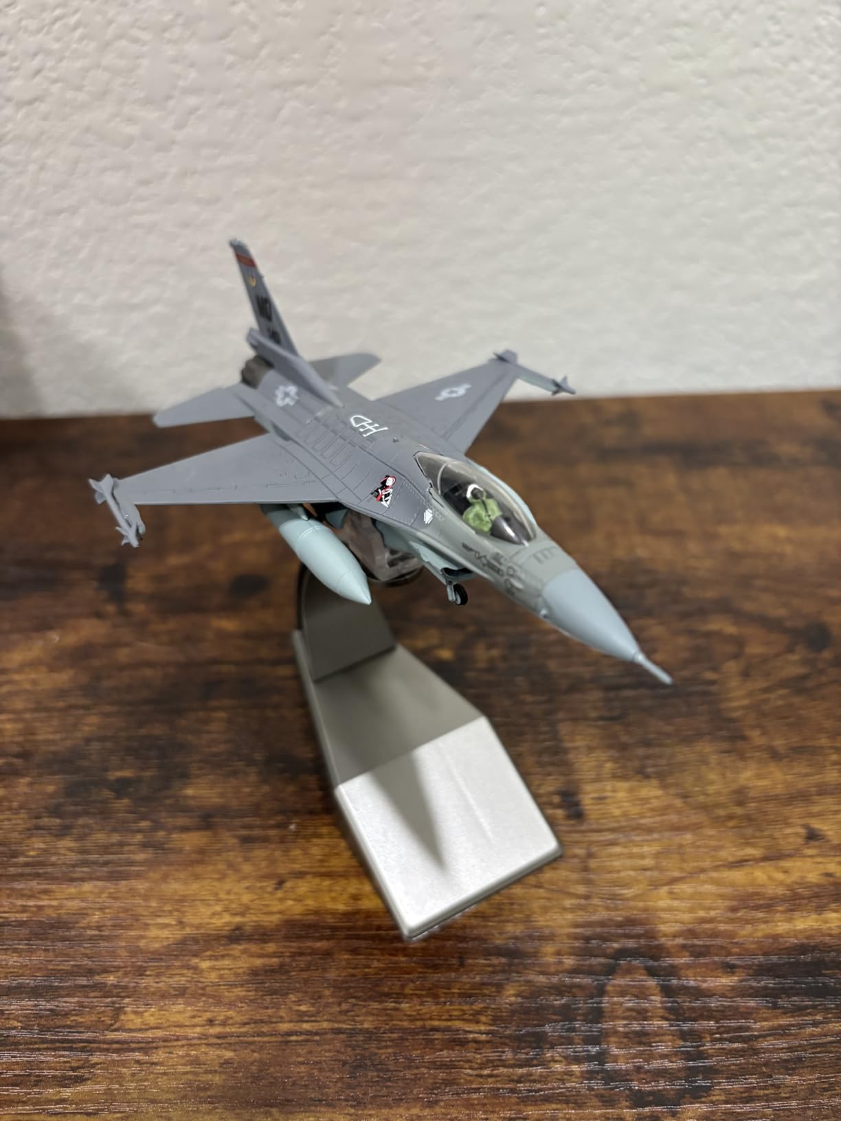 1/72 F-16I Soufa Multirole Fighter Airplane Pre-Build Model (Israel) | Finished Diecast Aircraft Metal Jet Model Display Collection or Gift customer photo 1