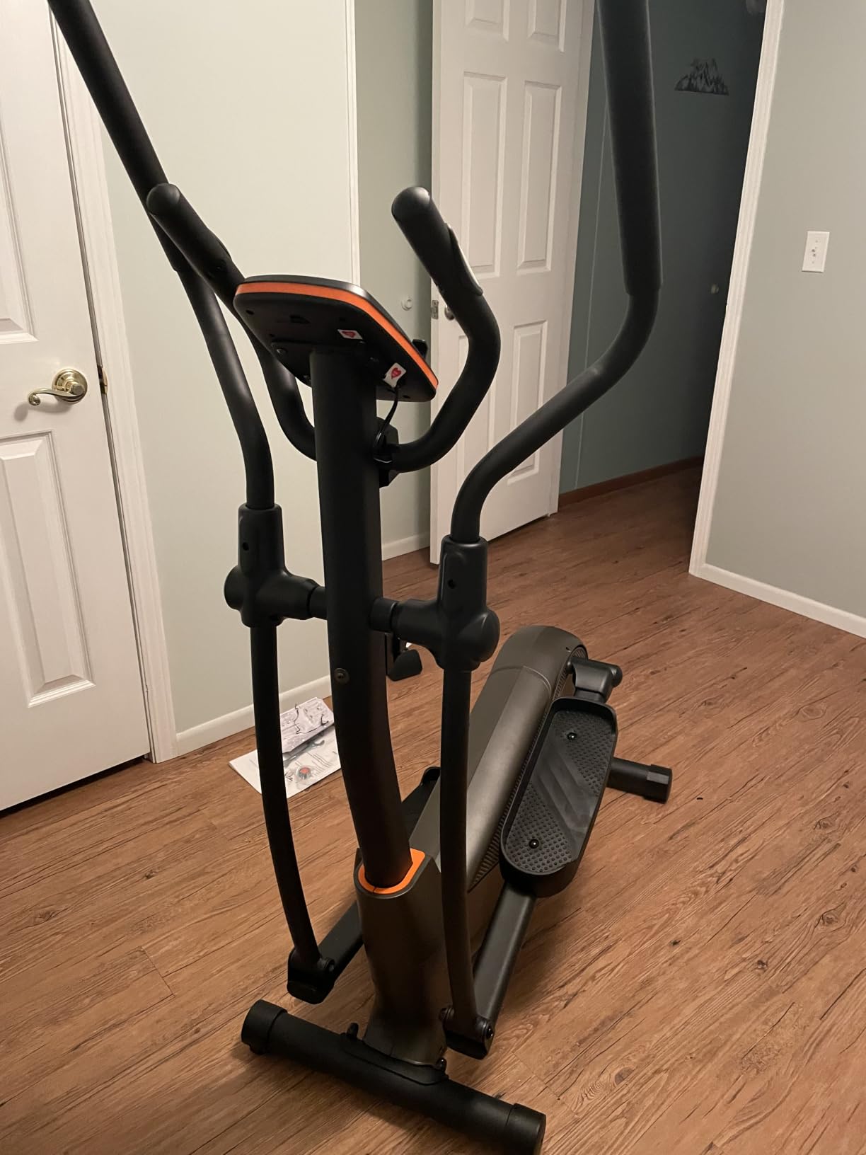 Niceday Elliptical Exercise Machine with 15.5IN/16IN/20IN Stride customer photo 2