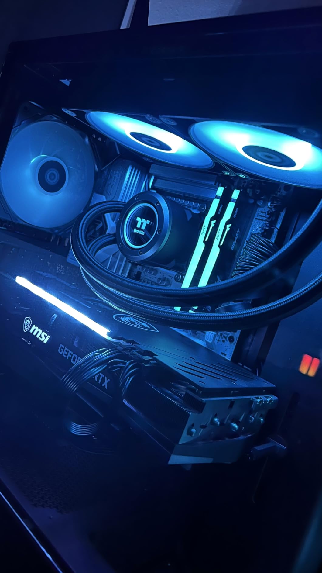 Thermaltake TH240 ARGB Sync V2 CPU Liquid Cooler / AIO Liquid Cooling / Fan 120mm*2 / PWM 500~2000 RPM / Mirror Waterblock / MB ARGB Sync Control, CL-W361-PL12SW-A , Black customer photo 2