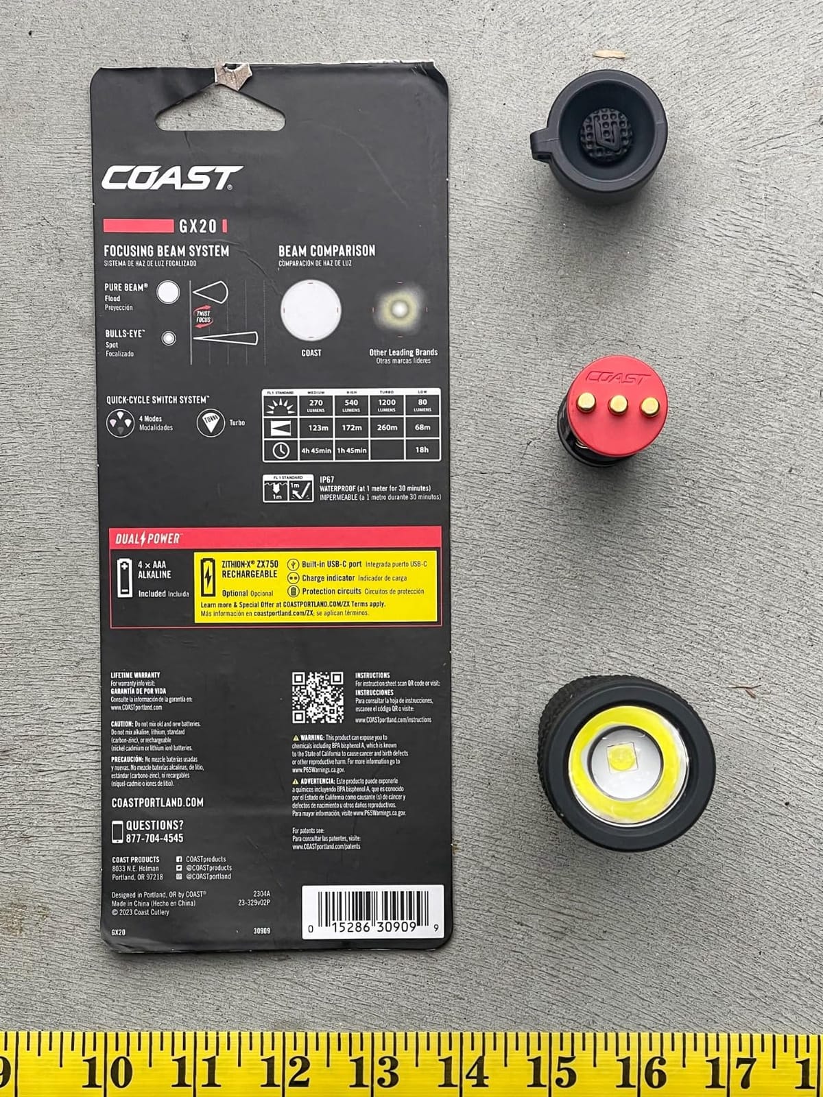 Coast GX20 1200 Lumen Waterproof Alkaline-Dual Power LED Flashlight with Twist Focus, Anti-Roll Cap and Textured Handle - Compatible with 4 x AAA Batteries (Included) or ZX750 Rechargeable Battery customer photo 1