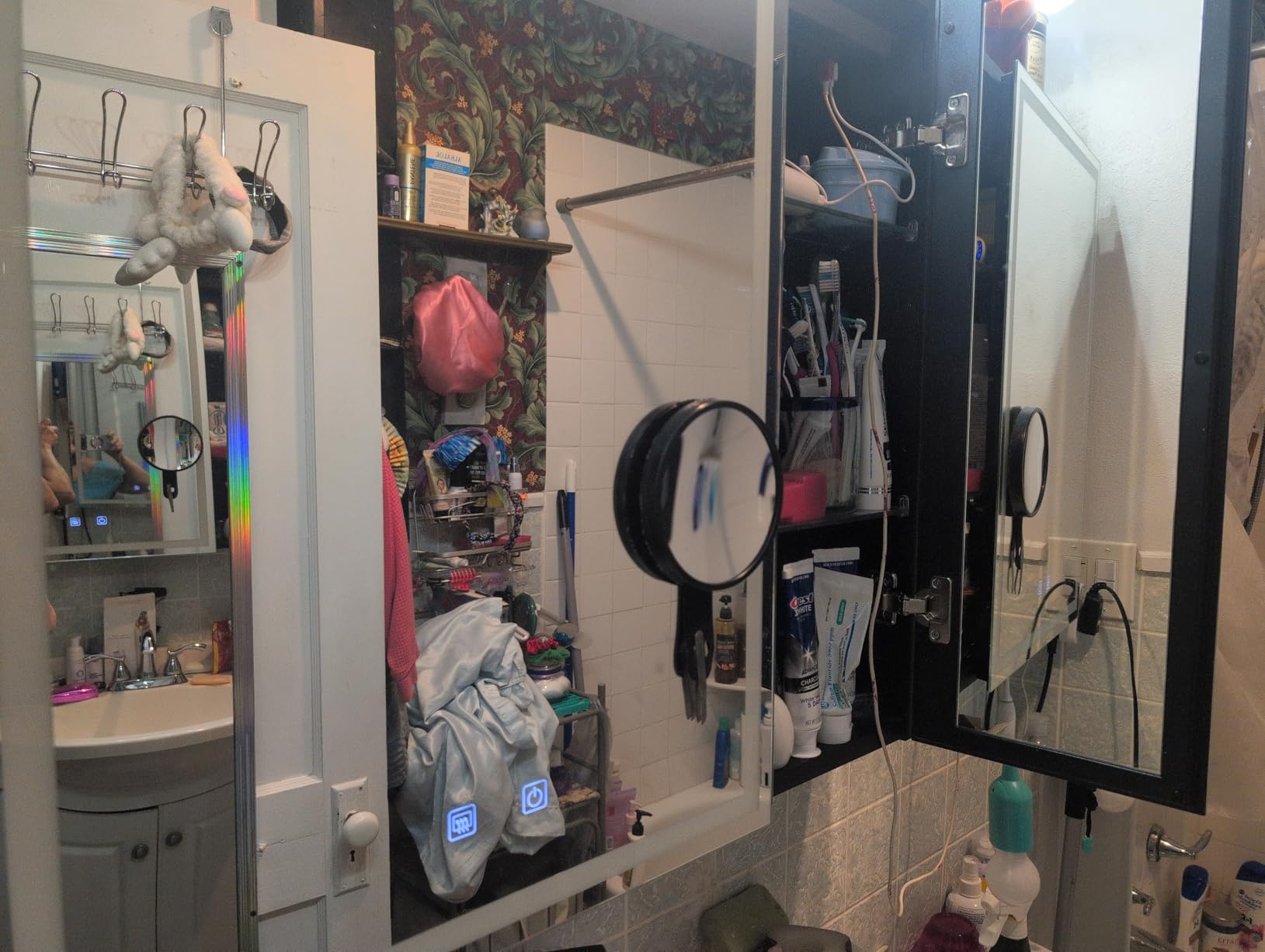20 * 28 Left Hinge LED Bathroom Mirror Cabinet, Aluminum Medicine Cabinet customer photo 1