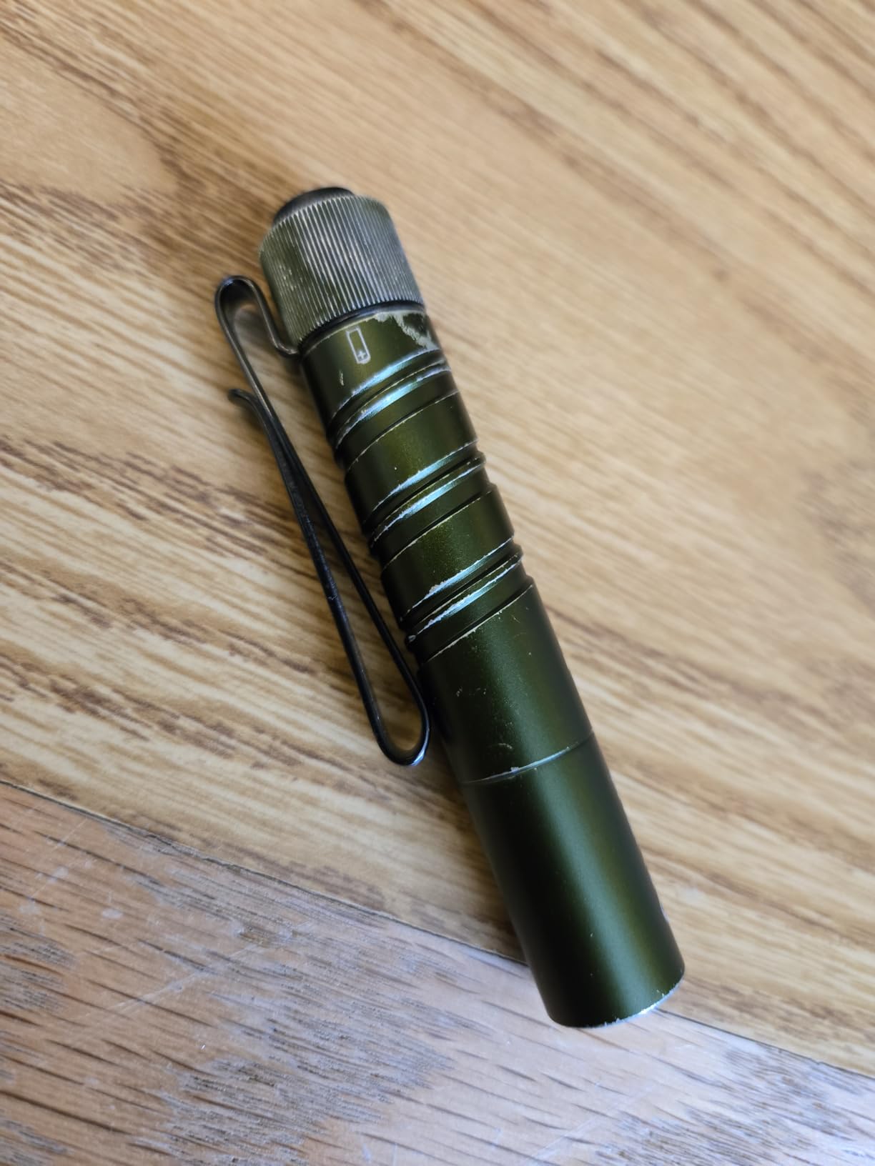 OLIGHT I3T 2 EOS Pocket Small EDC Flashlight (Black) customer photo 2