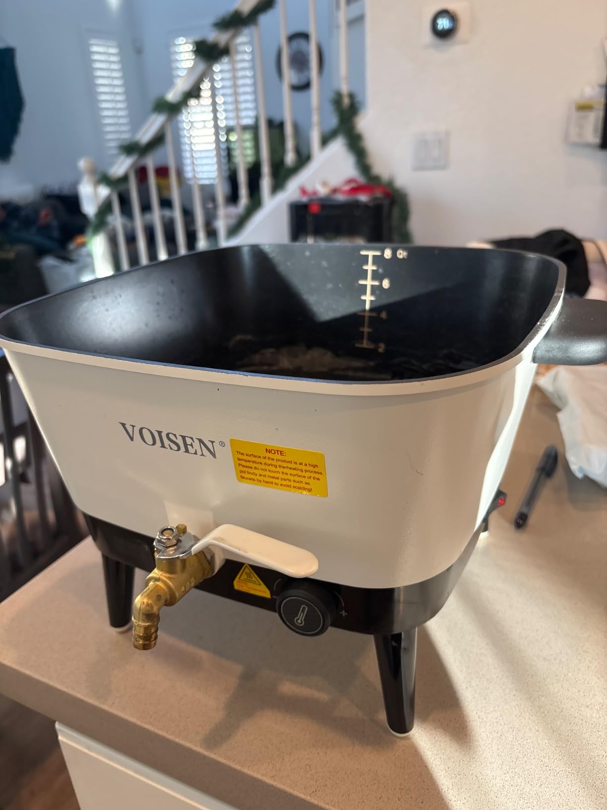 VOISEN Wax Melter for Candle Making, 8Qts Candle Wax Melting Pot with Spout | Electric Wax Melter for Candle Making with Temp Control, Easy Pour, Non-Stick, Wax Melting Pot for Soy Wax Soap Base (Black) customer photo 2