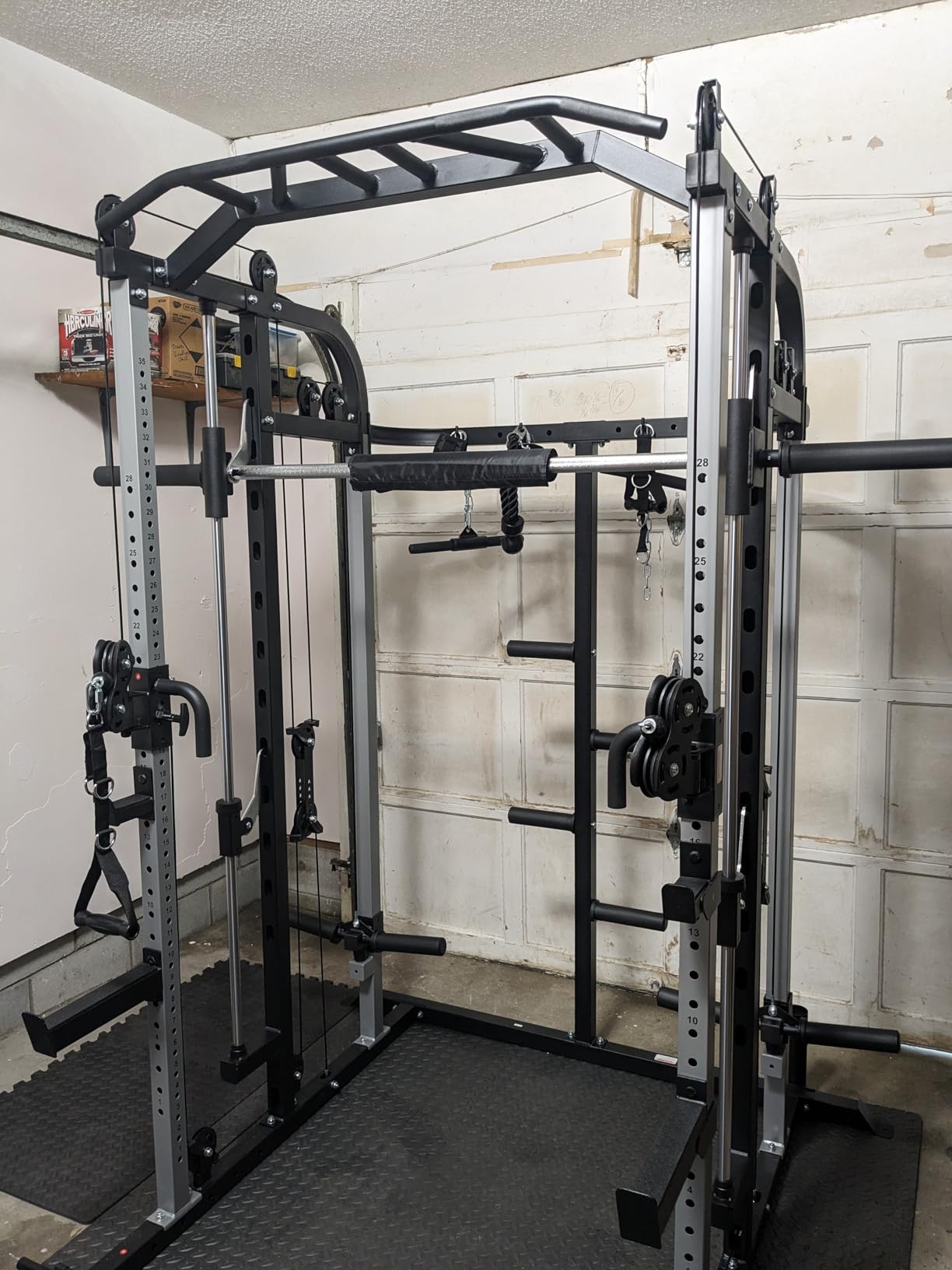 Smith Machine, Multifunctional Power Cage Rack with Smith Bar and Cable Pulley System, and LAT Pull Down Machine for Home Gym… customer photo 2