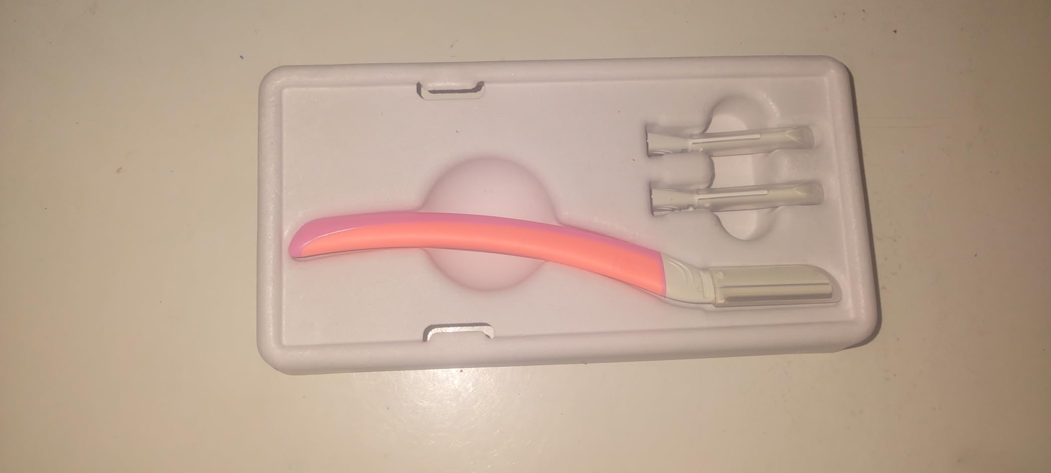 Billie Face Razor for Women Dermaplaning, Malibu - 1 Handle, 3 Refills customer photo 1