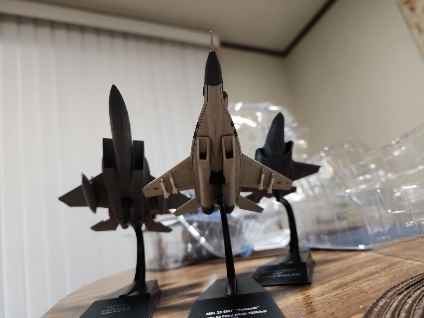 NUOTIE F22 Raptor 1/72 Diecast Metal Aircraft Model (AK 90FS) | USAF Fighter Jet Alloy airplane Model With Stand for Adult Military Enthusiasts Collections or Creative Gifts customer photo 2