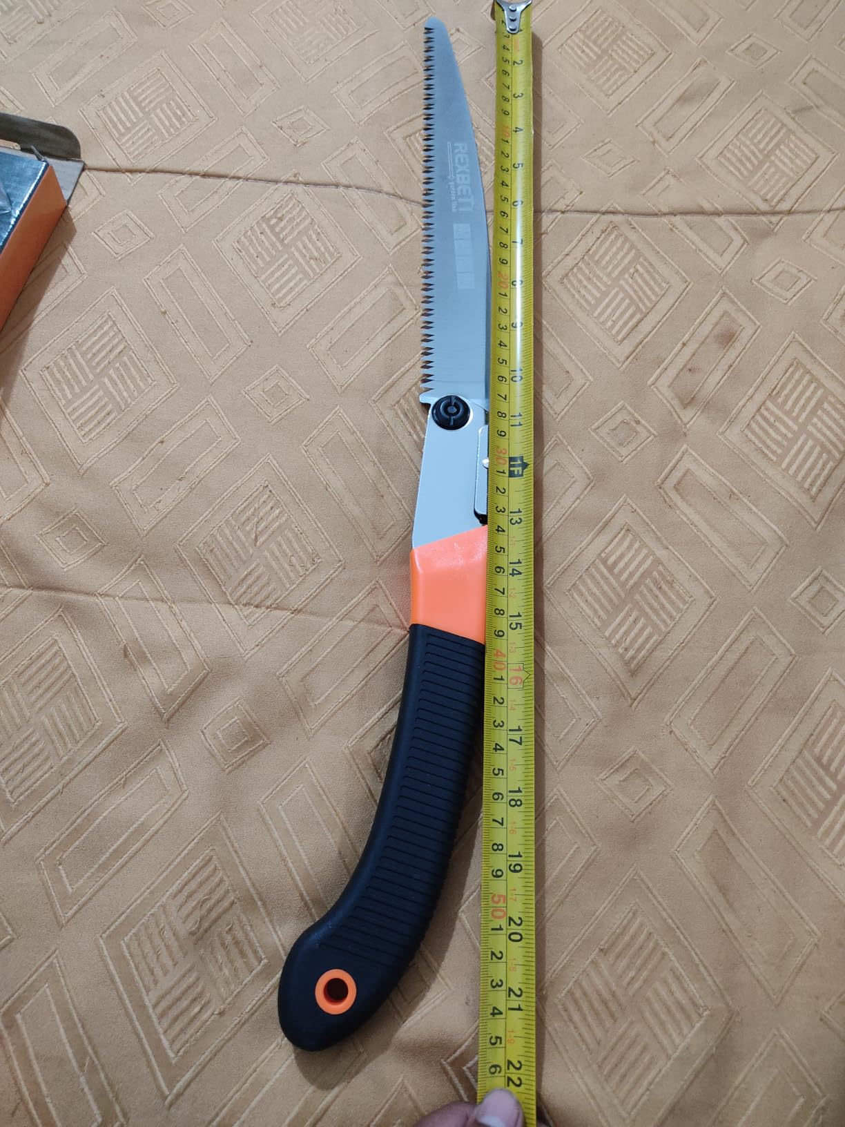 REXBETI 14-Inch Folding Pruning Saw, Extra Long Hand Saw for Tree Trimming | 5.5 TPI Staggered Teeth Folding Saw with SK5 Steel Blade for Green Wood, Branches and Firewood Cutting, Camping, Bushcraft customer photo 2